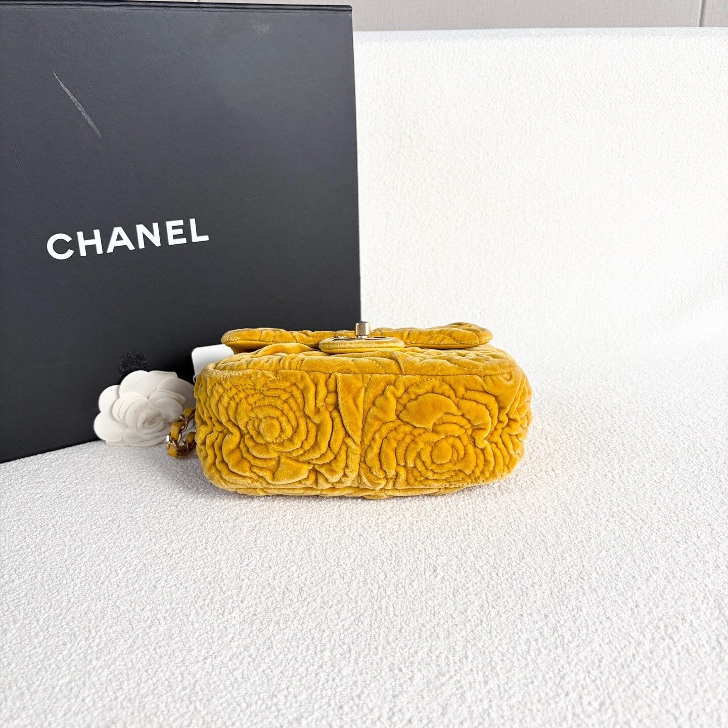 Chanel Pre-loved Bag Very good condition Size ONE SIZE - 5 Thumbnail
