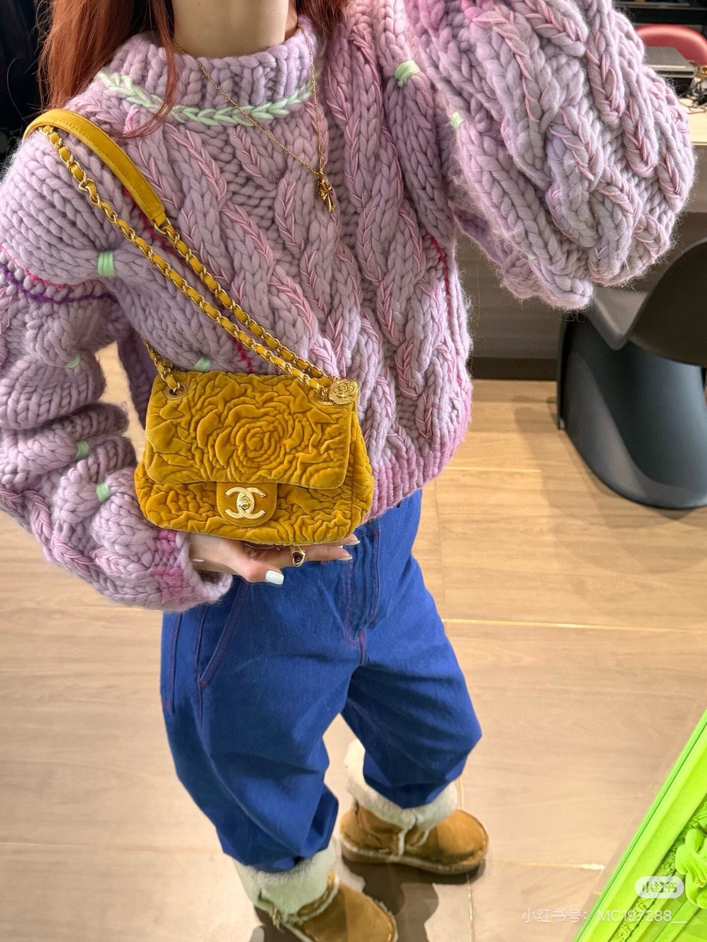 Chanel Pre-loved Bag Very good condition Size ONE SIZE - 9 Thumbnail
