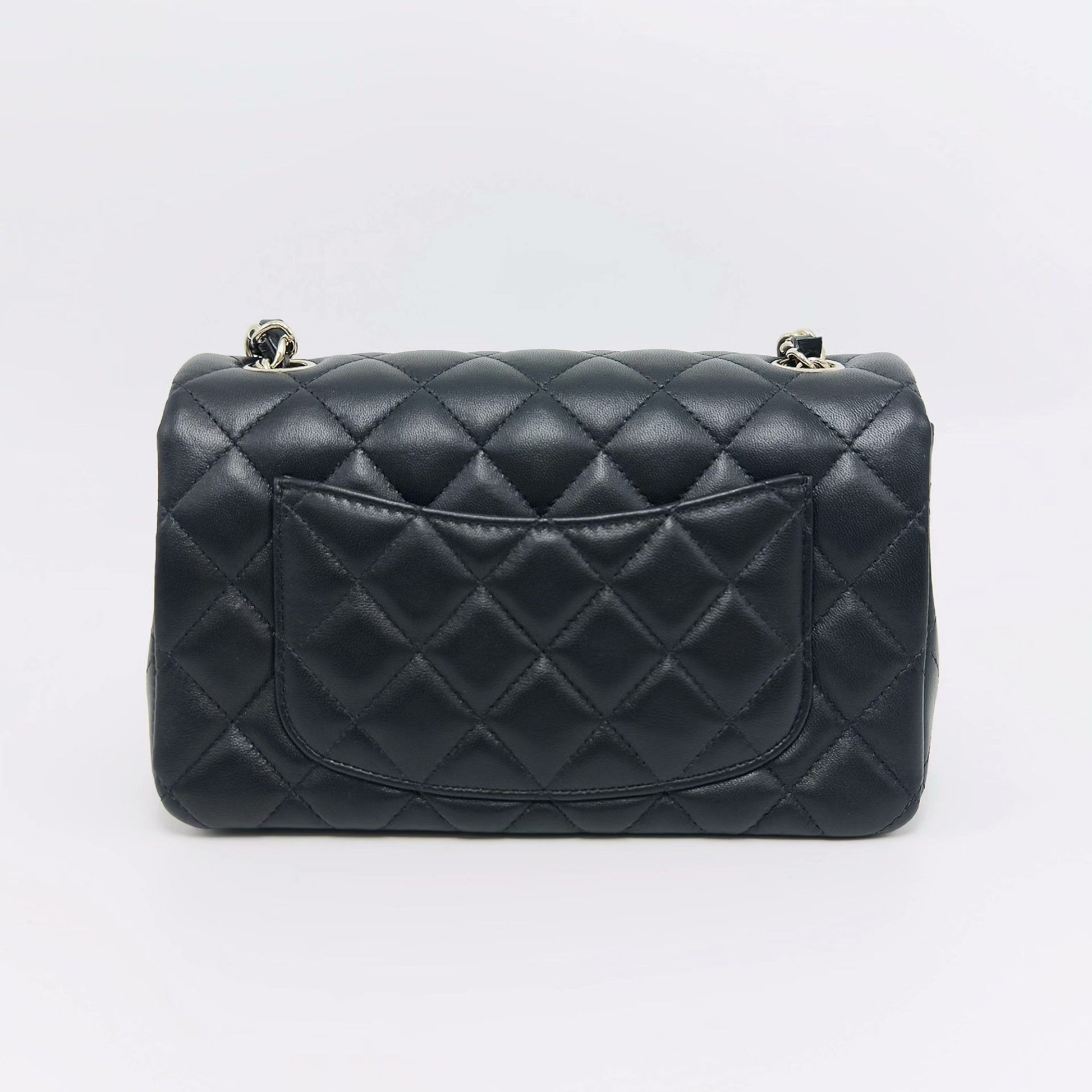 Chanel Pre-loved Bag Very good condition Size ONE SIZE - 2 Thumbnail