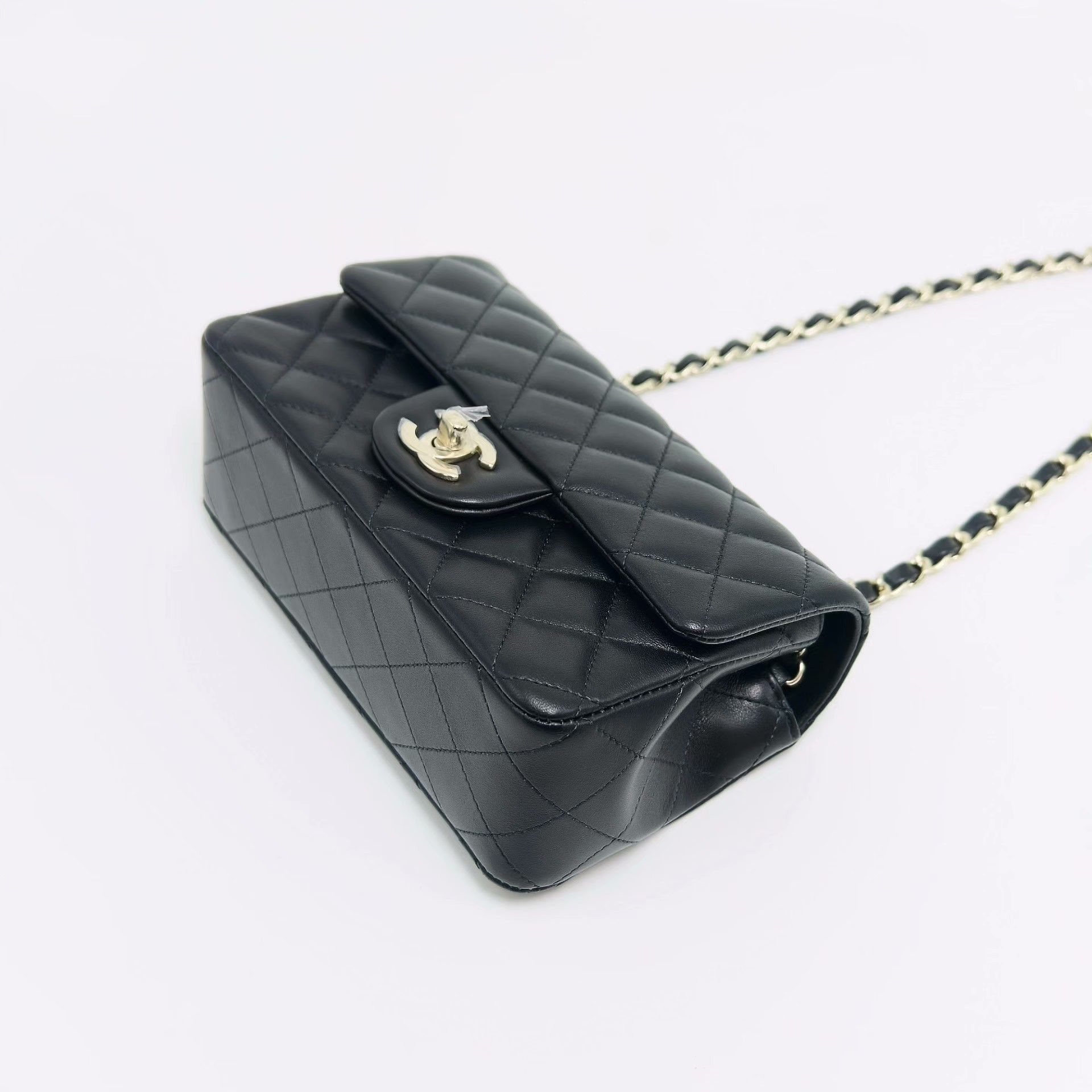 Chanel Pre-loved Bag Very good condition Size ONE SIZE - 3 Thumbnail