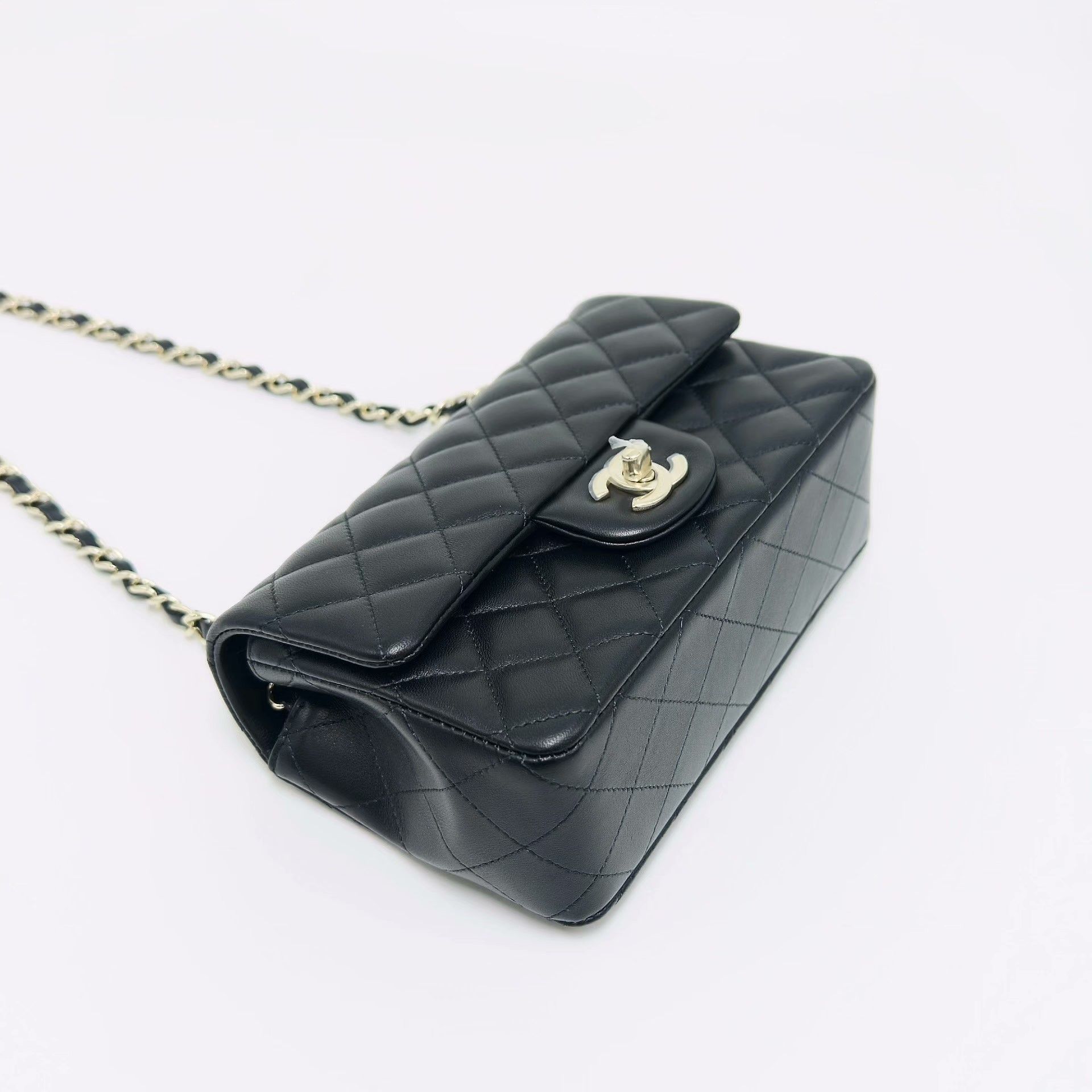 Chanel Pre-loved Bag Very good condition Size ONE SIZE - 4 Thumbnail