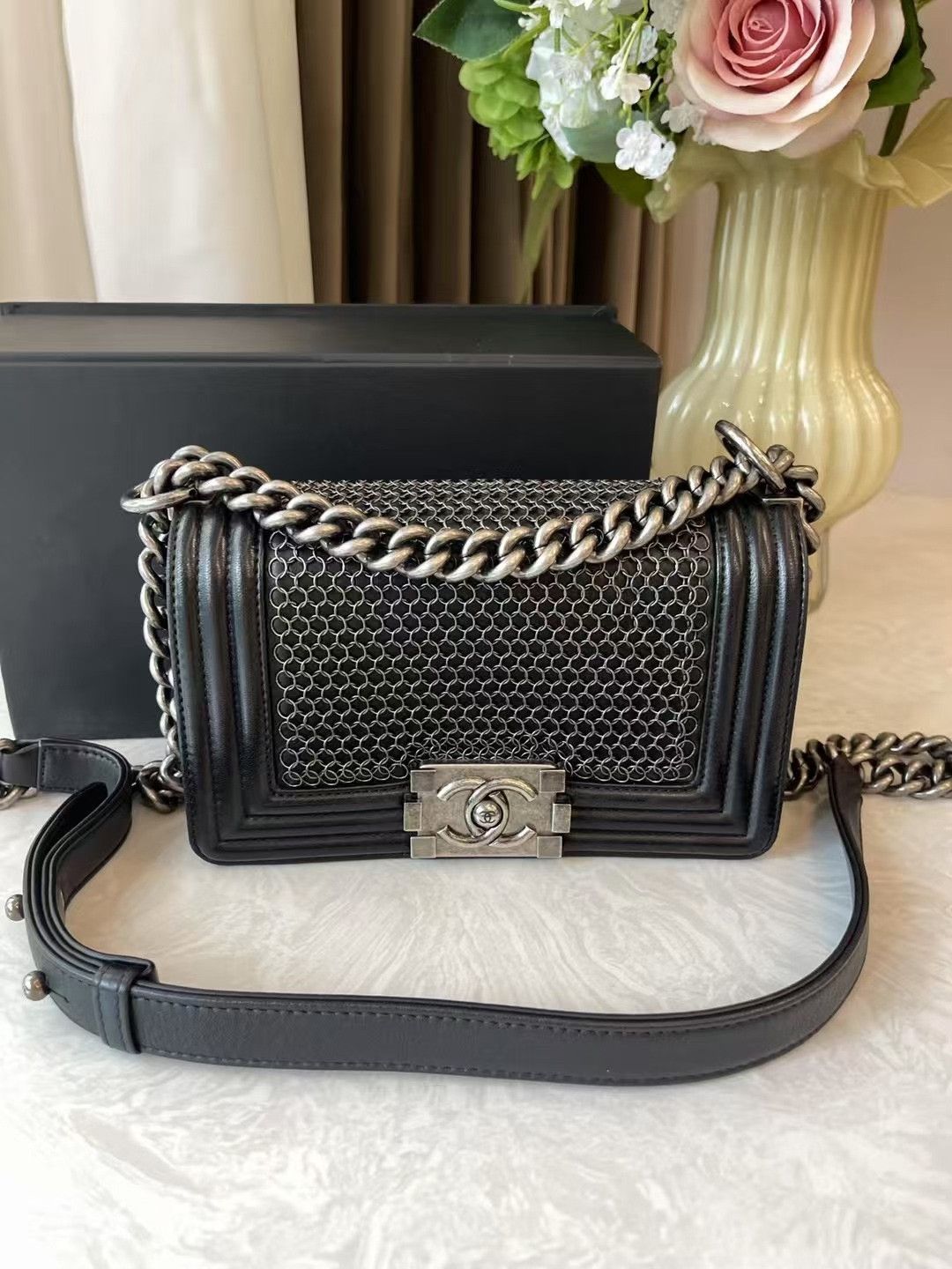 Chanel Pre-loved Bag Very good condition Size ONE SIZE - 2 Thumbnail