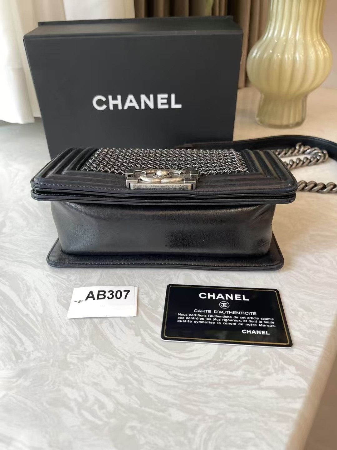 Chanel Pre-loved Bag Very good condition Size ONE SIZE - 5 Thumbnail