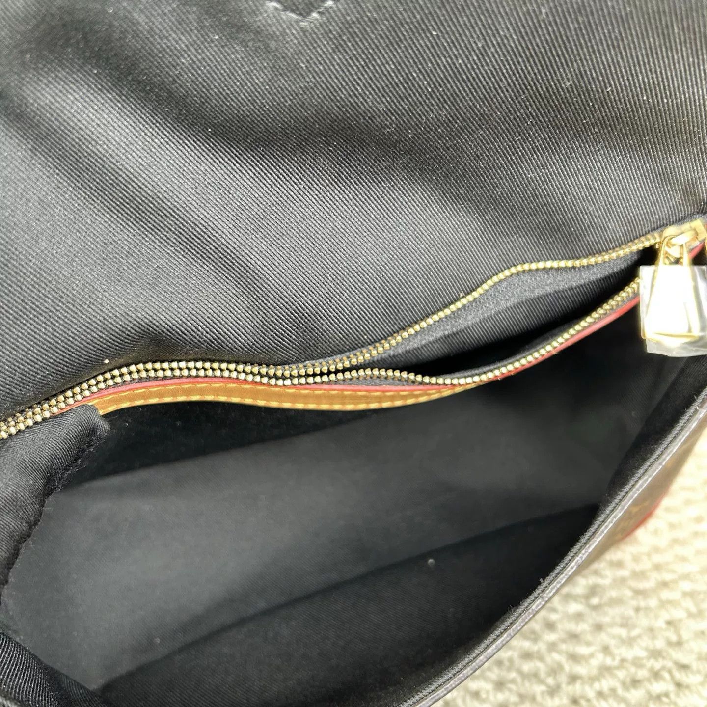 Louis Vuitton Pre-loved Bag Very good condition Size ONE SIZE - 3 Thumbnail