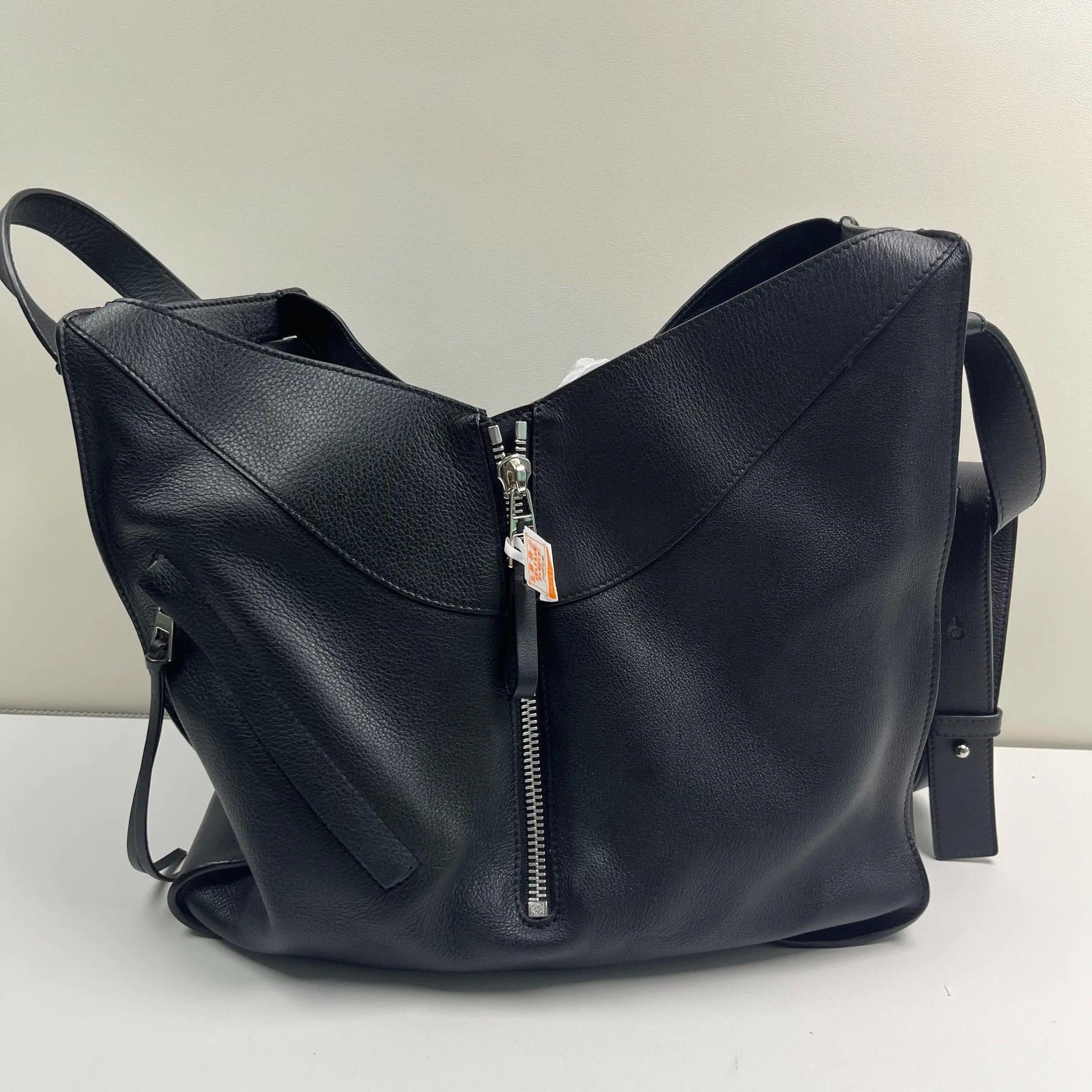 Loewe Pre-loved Bag Very good condition Size ONE SIZE - 5 Thumbnail