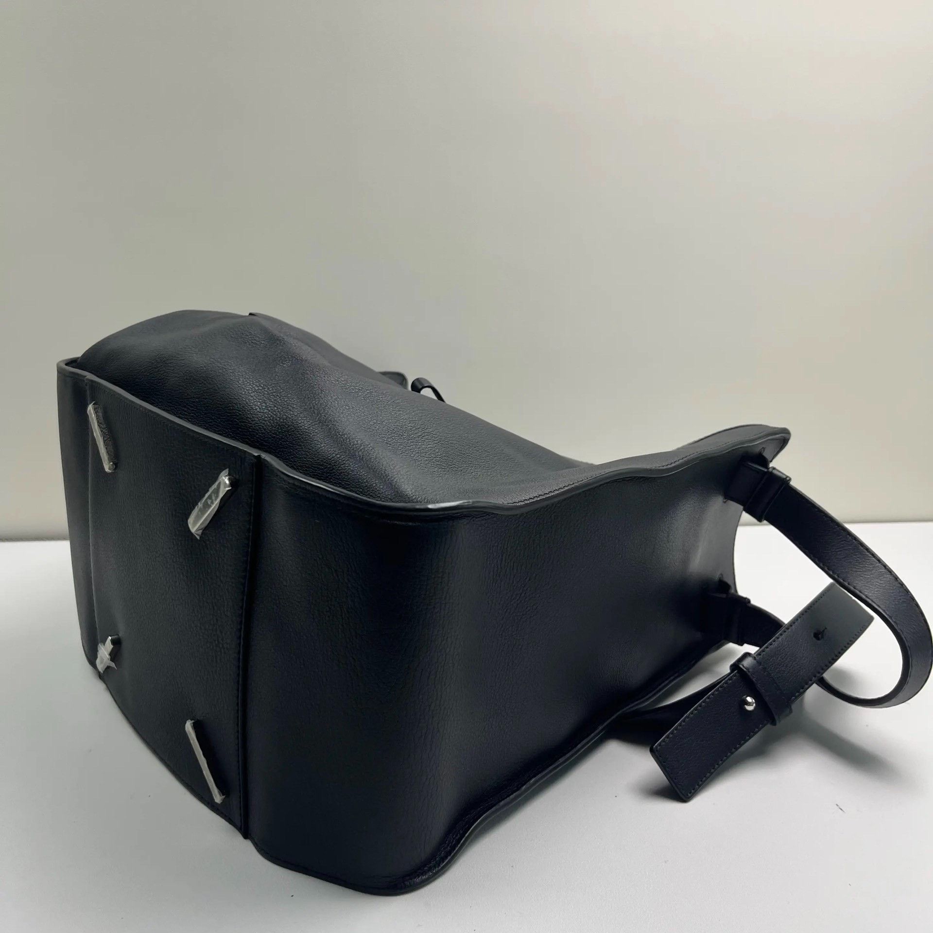 Loewe Pre-loved Bag Very good condition Size ONE SIZE - 7 Thumbnail