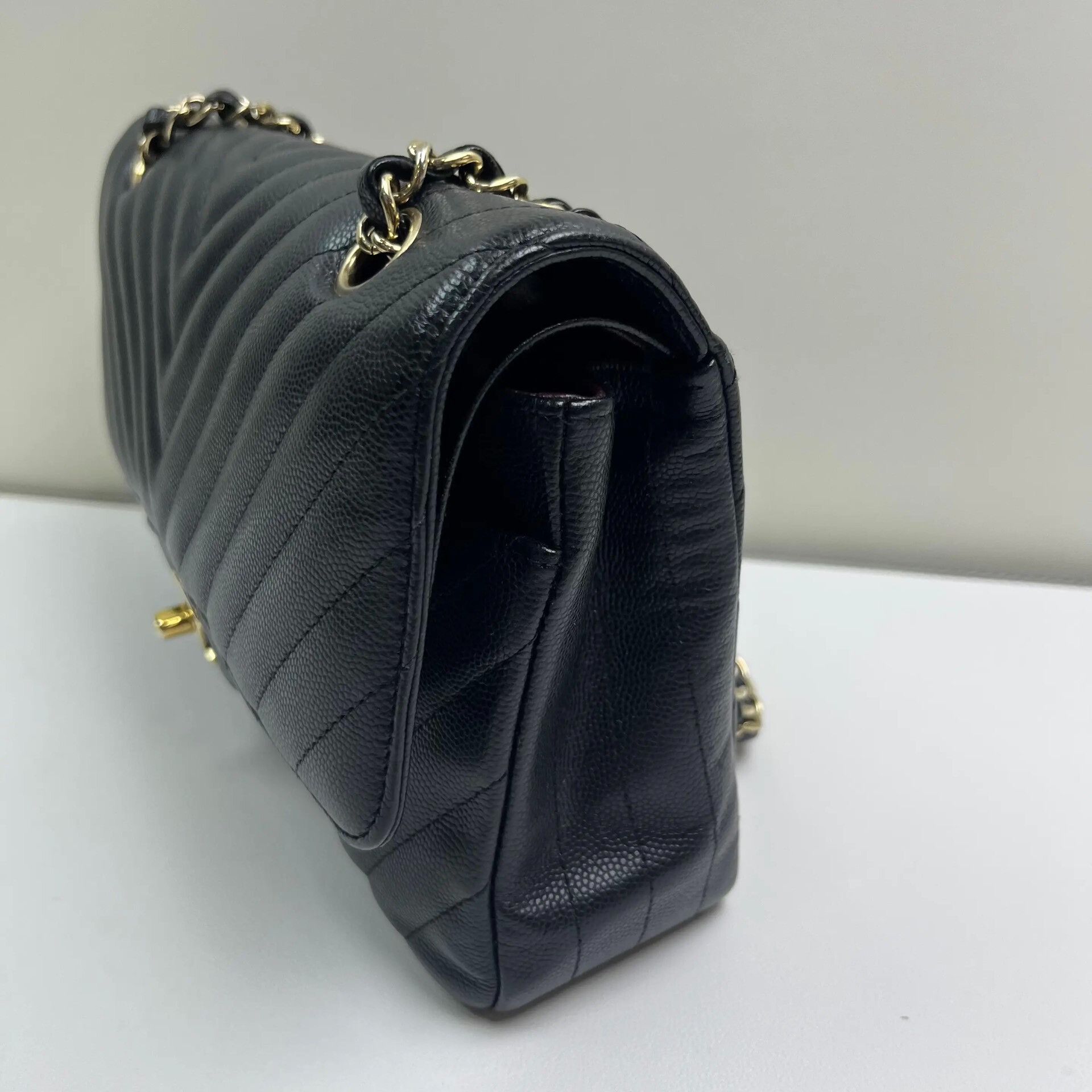 Chanel Pre-loved Bag Very good condition Size ONE SIZE - 3 Thumbnail