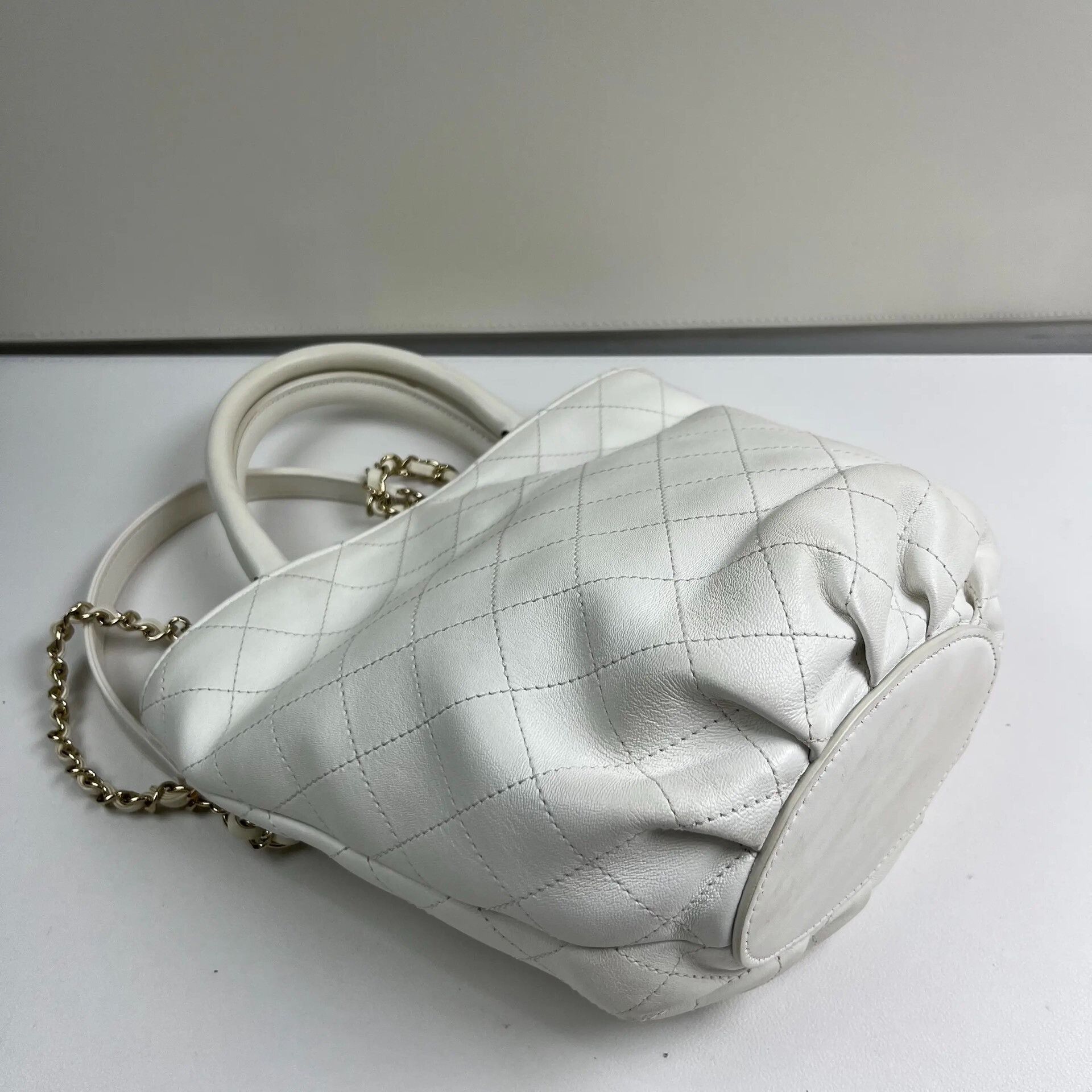 Chanel Pre-loved Bag Very good condition Size ONE SIZE - 6 Thumbnail