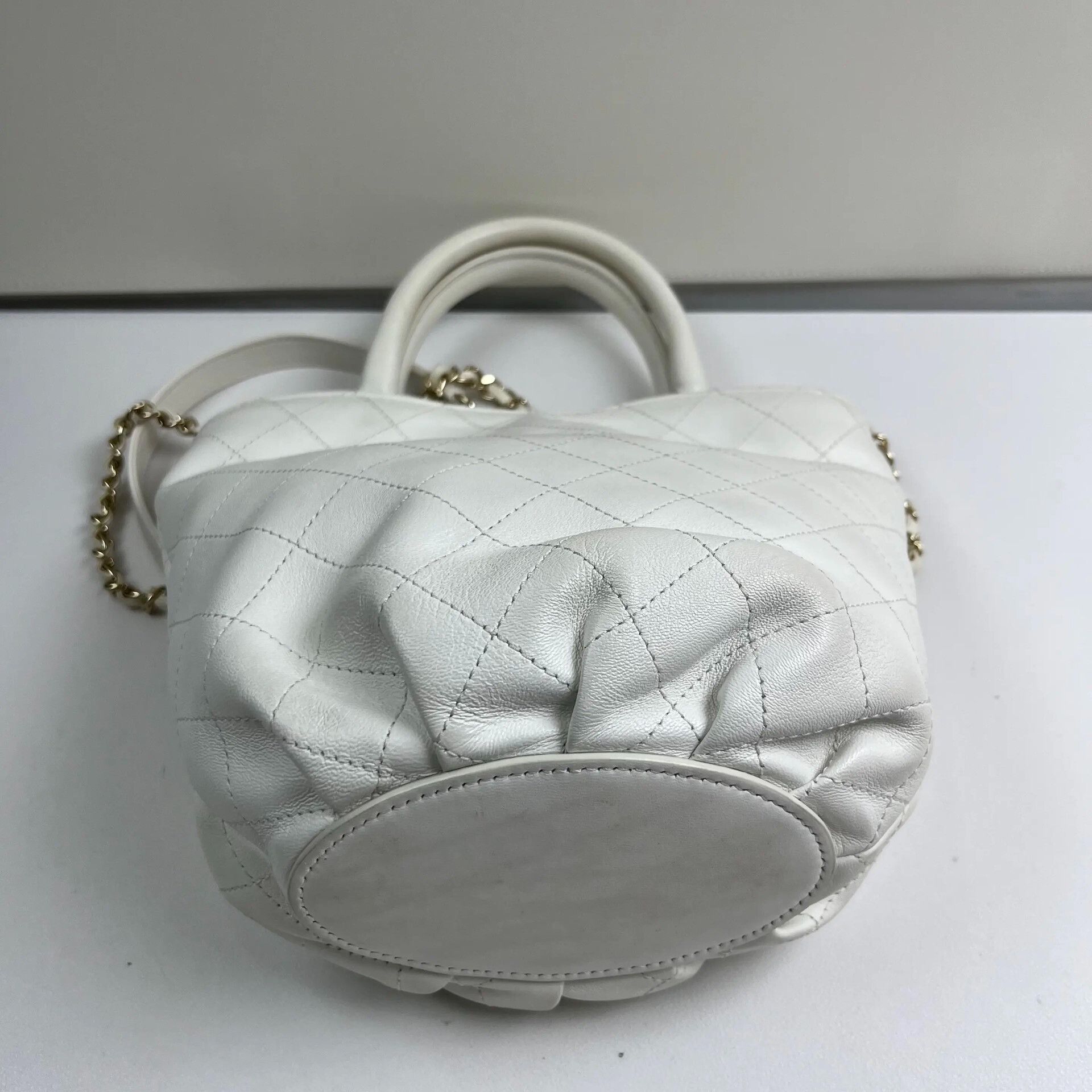 Chanel Pre-loved Bag Very good condition Size ONE SIZE - 5 Thumbnail