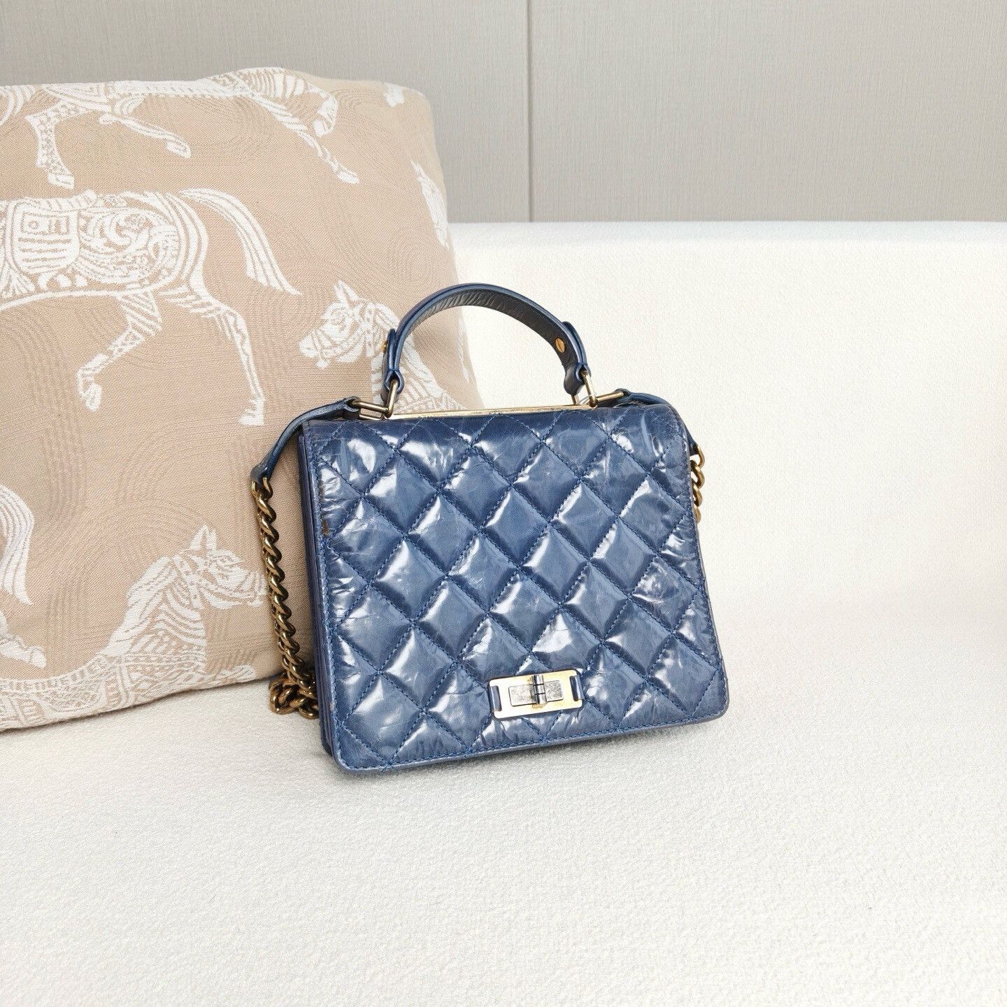 Chanel Pre-loved Bag Very good condition Size ONE SIZE - 6 Thumbnail