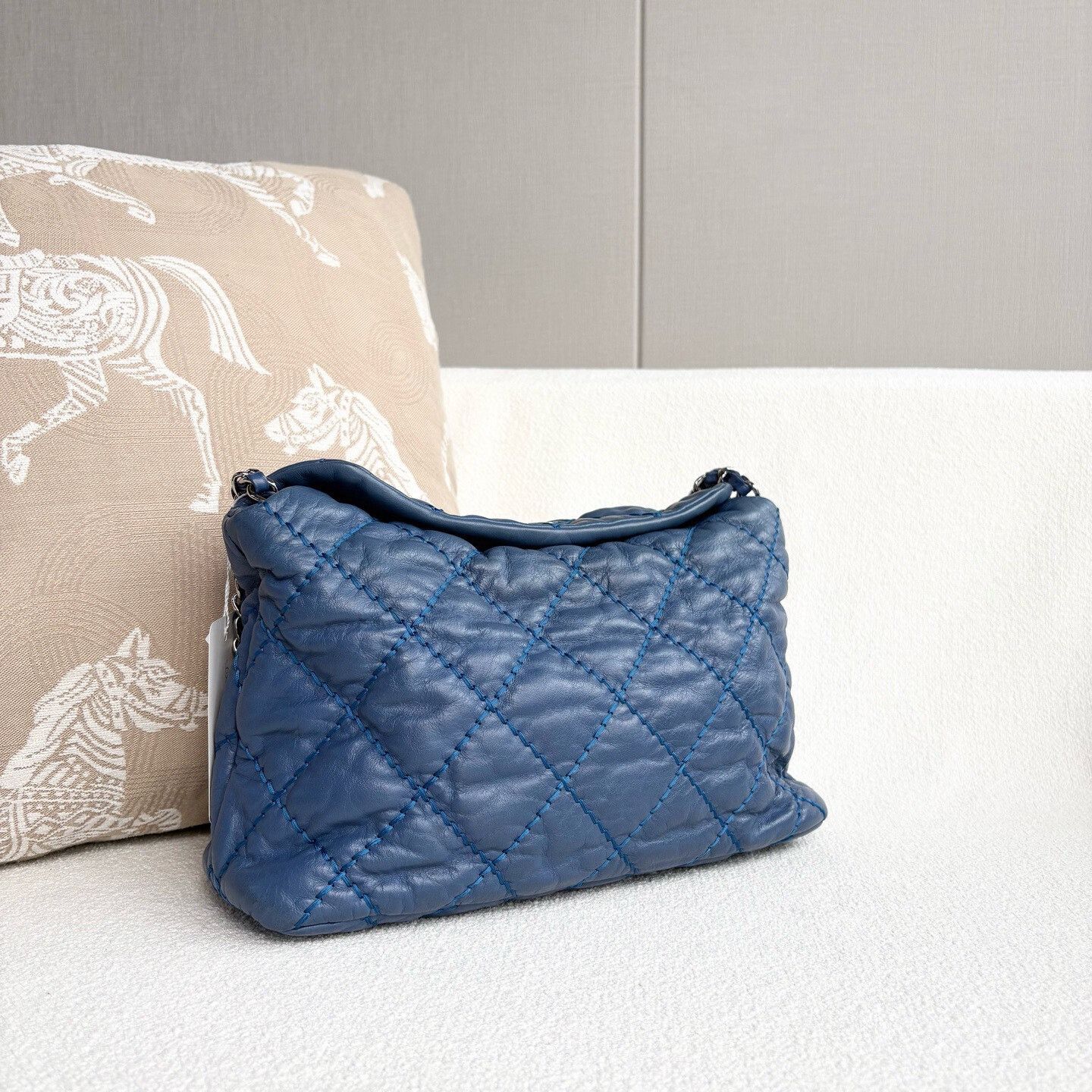 Chanel Pre-loved Bag Very good condition Size ONE SIZE - 3 Thumbnail