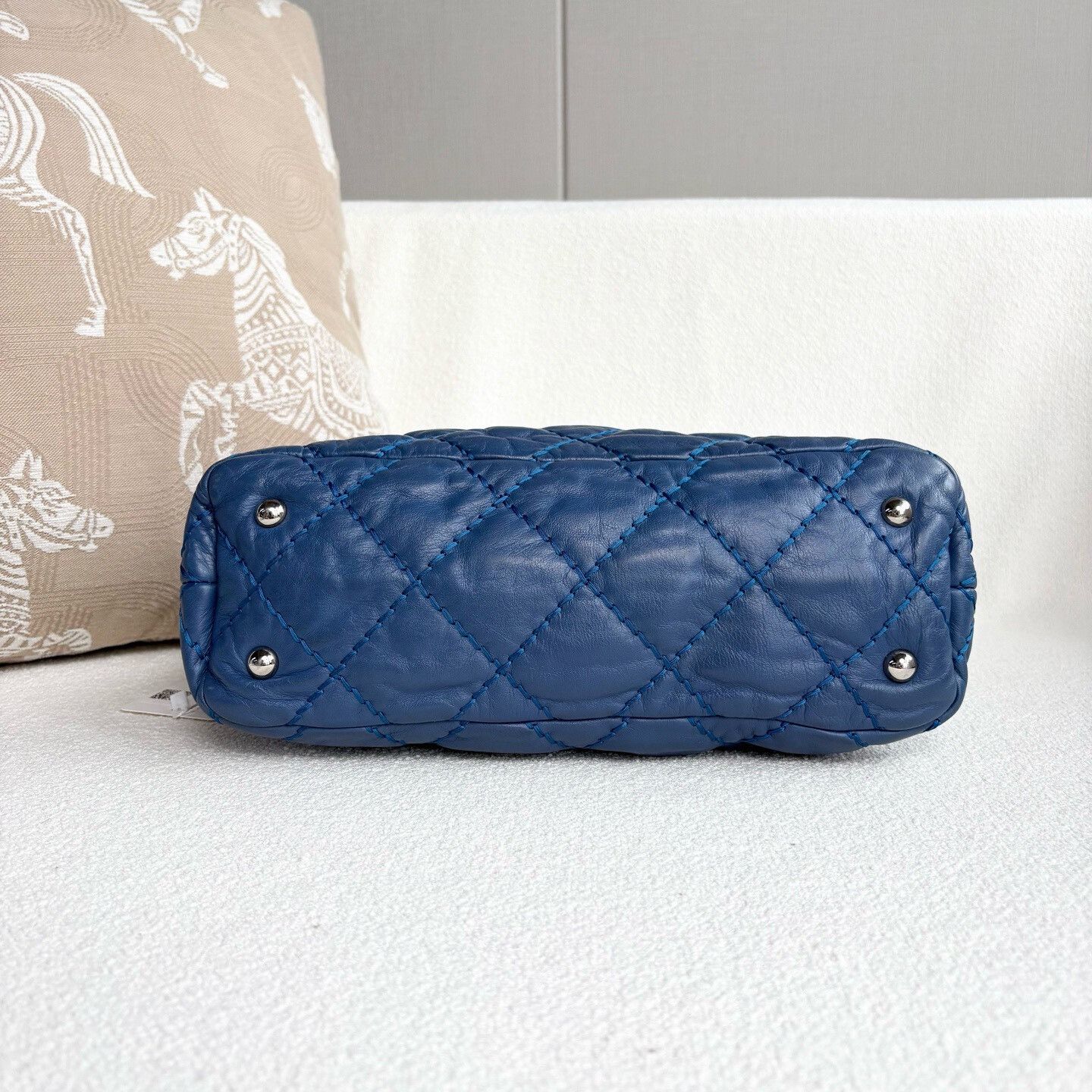 Chanel Pre-loved Bag Very good condition Size ONE SIZE - 4 Thumbnail