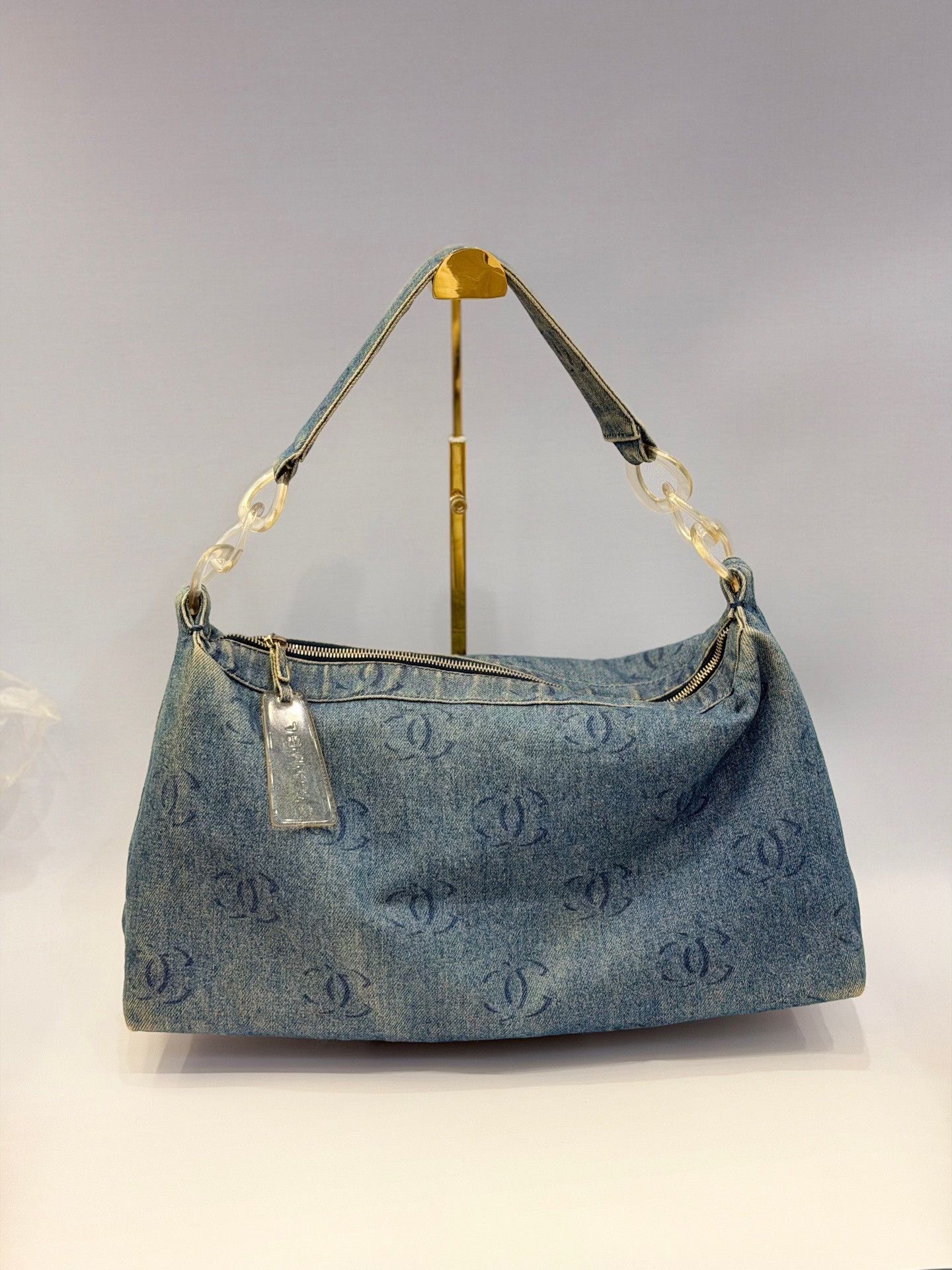 Chanel Pre-loved Bag Very good condition Size ONE SIZE - 2 Thumbnail