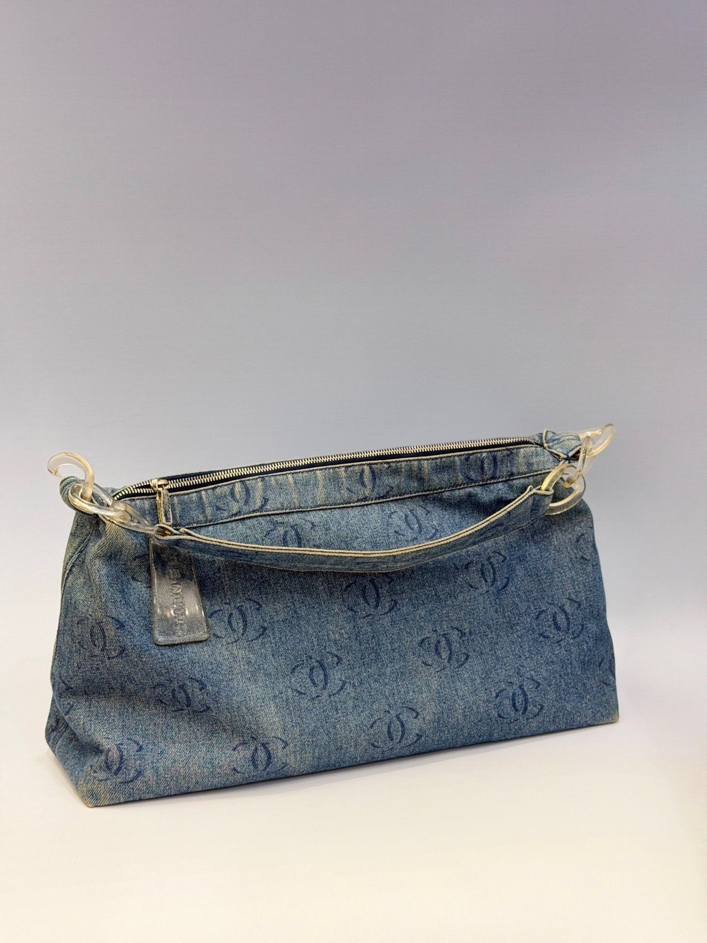 Chanel Pre-loved Bag Very good condition Size ONE SIZE - 4 Thumbnail