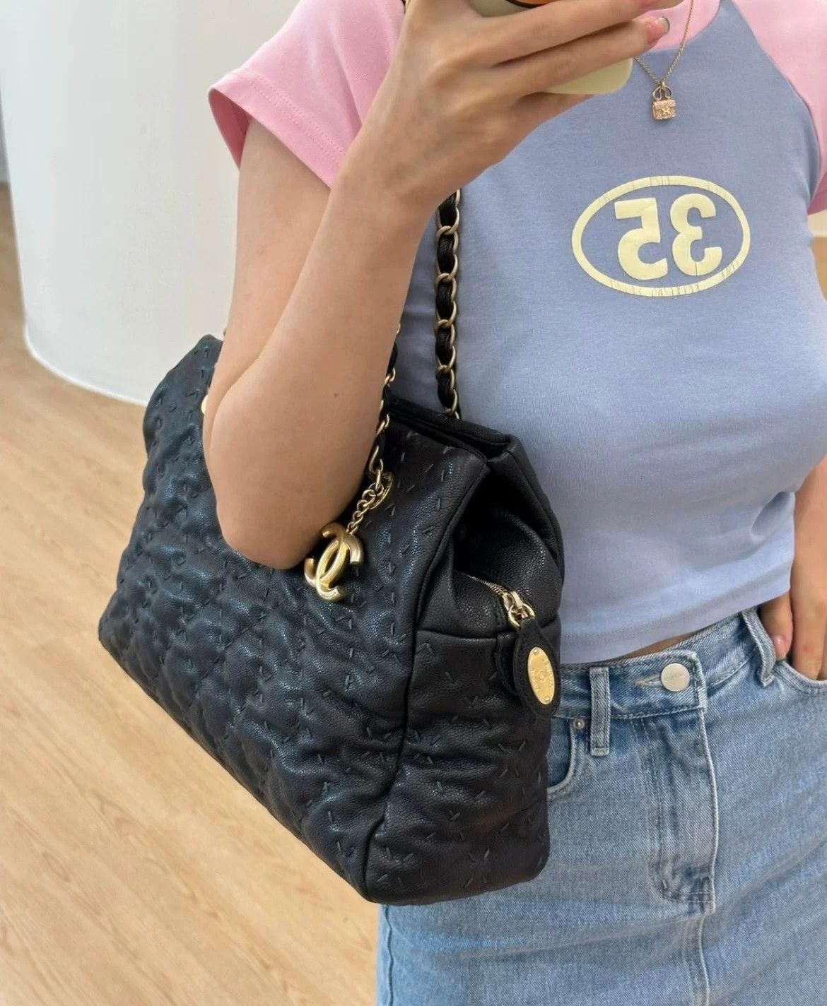 Chanel Pre-loved Bag Very good condition Size ONE SIZE - 4 Thumbnail