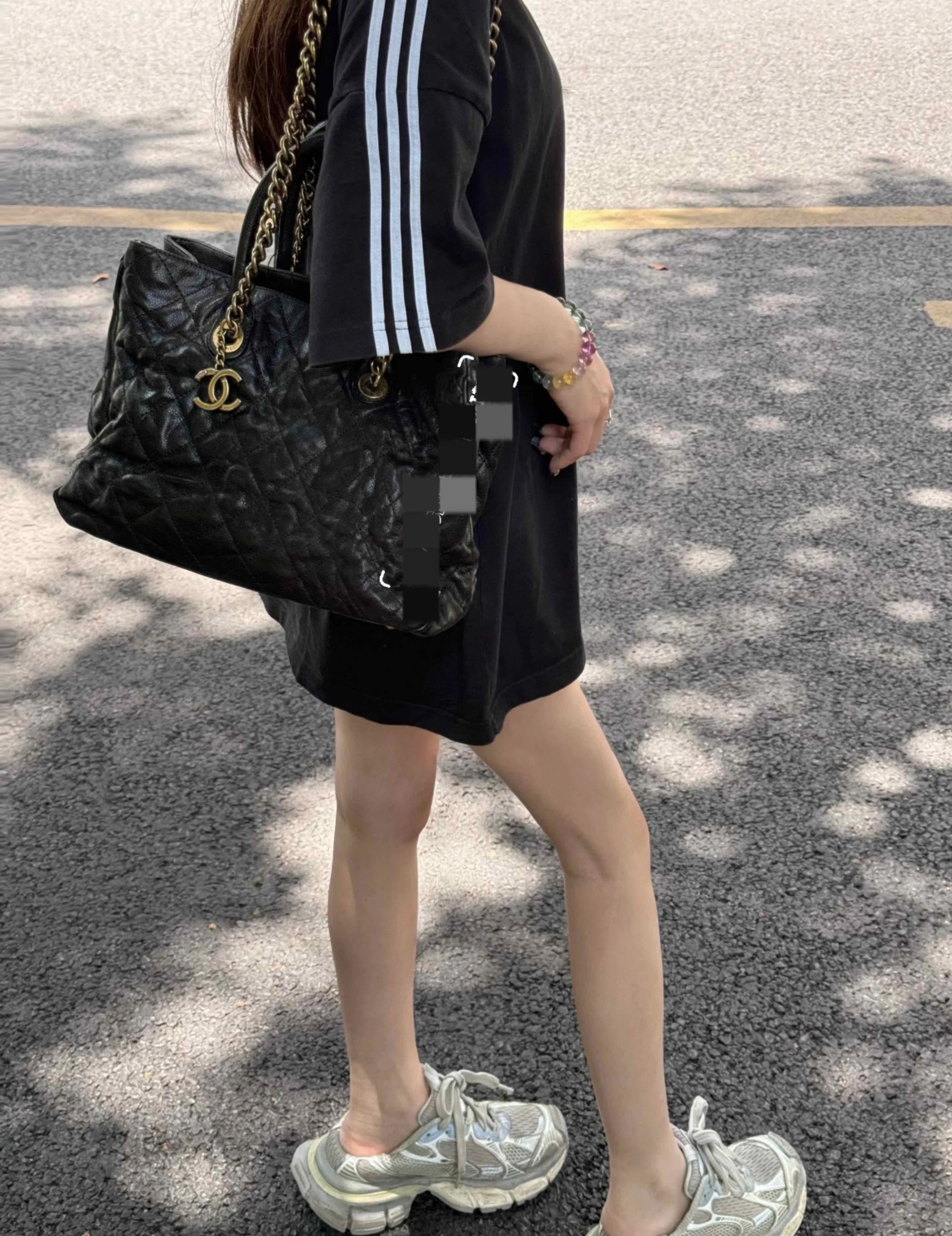 Chanel Pre-loved Bag Very good condition Size ONE SIZE - 5 Thumbnail