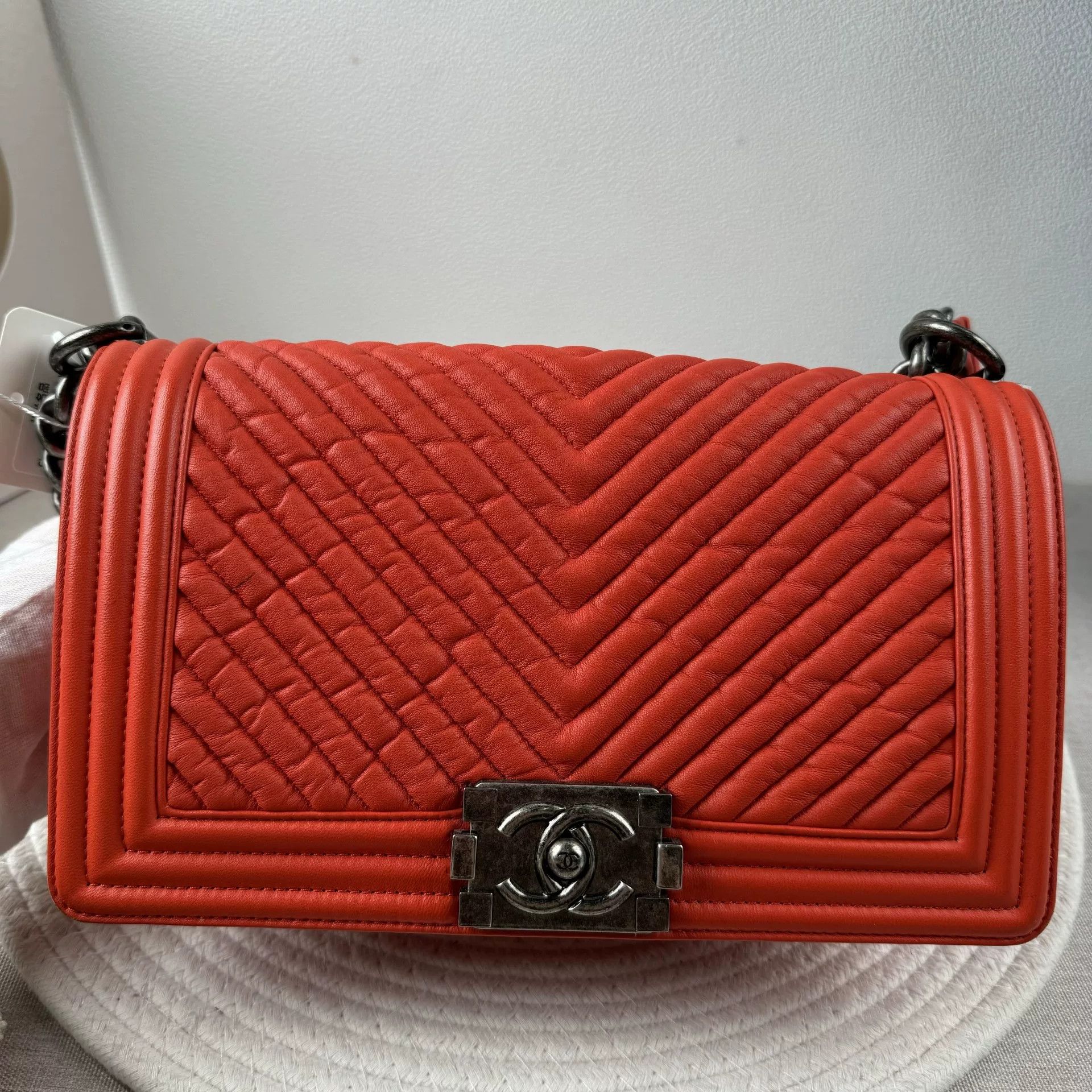 Chanel Pre-loved Bag Very good condition Size ONE SIZE - 2 Thumbnail