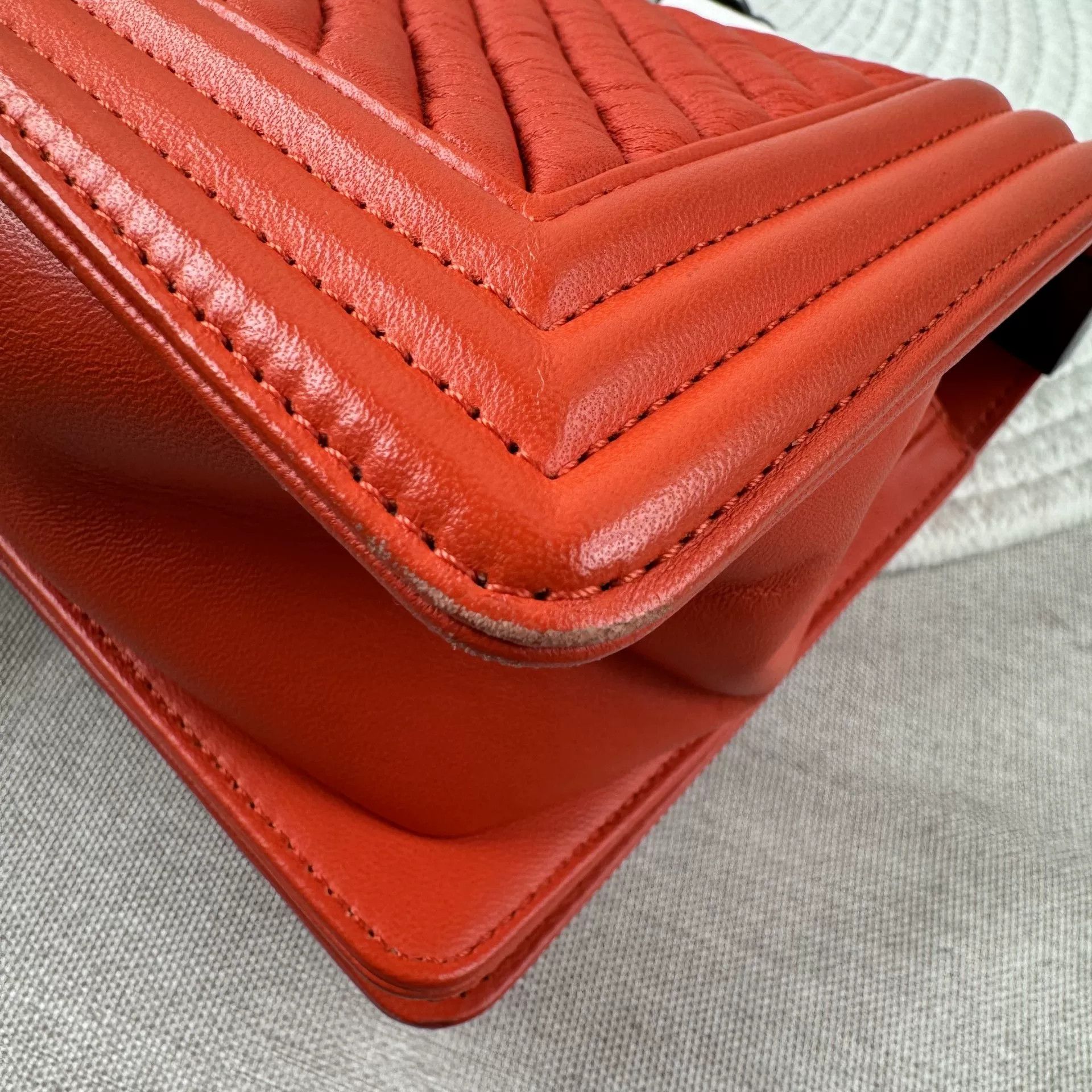 Chanel Pre-loved Bag Very good condition Size ONE SIZE - 9 Thumbnail