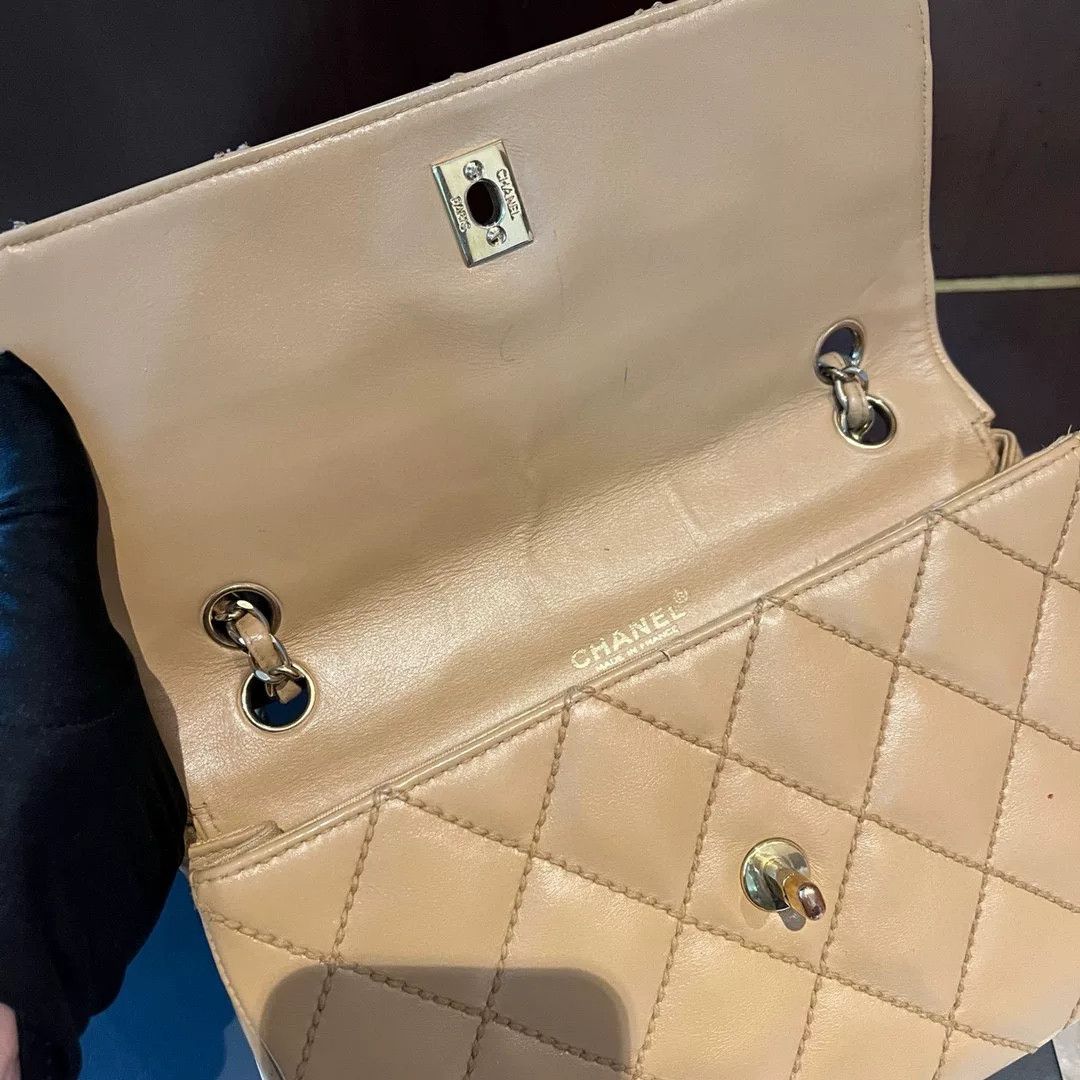 Chanel Pre-loved Bag Very good condition Size ONE SIZE - 7 Thumbnail