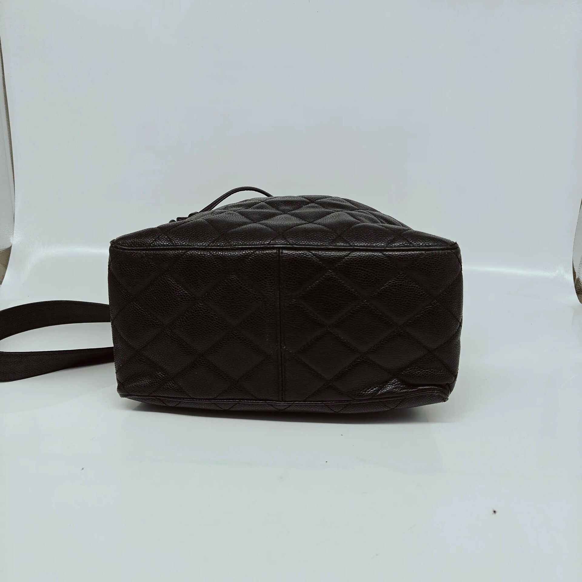 Chanel Pre-loved Bag Very good condition Size ONE SIZE - 6 Thumbnail