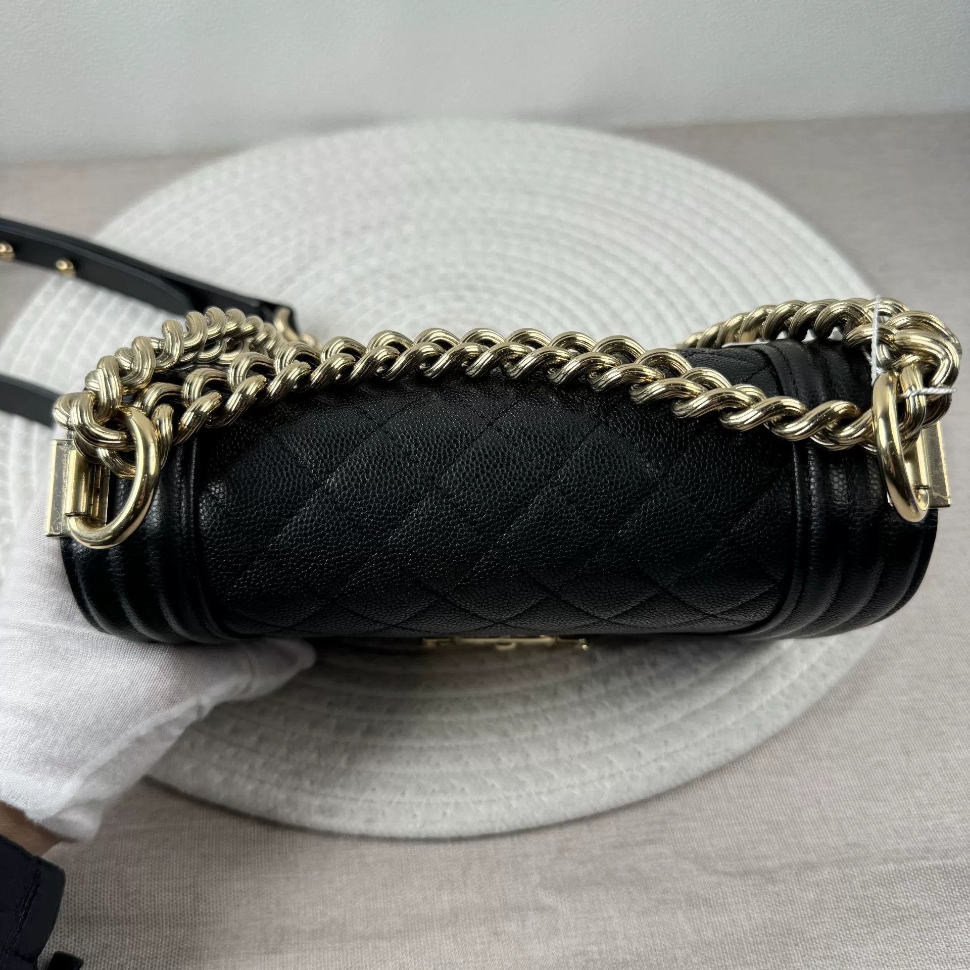 Chanel Pre-loved Bag Very good condition Size ONE SIZE - 9 Thumbnail