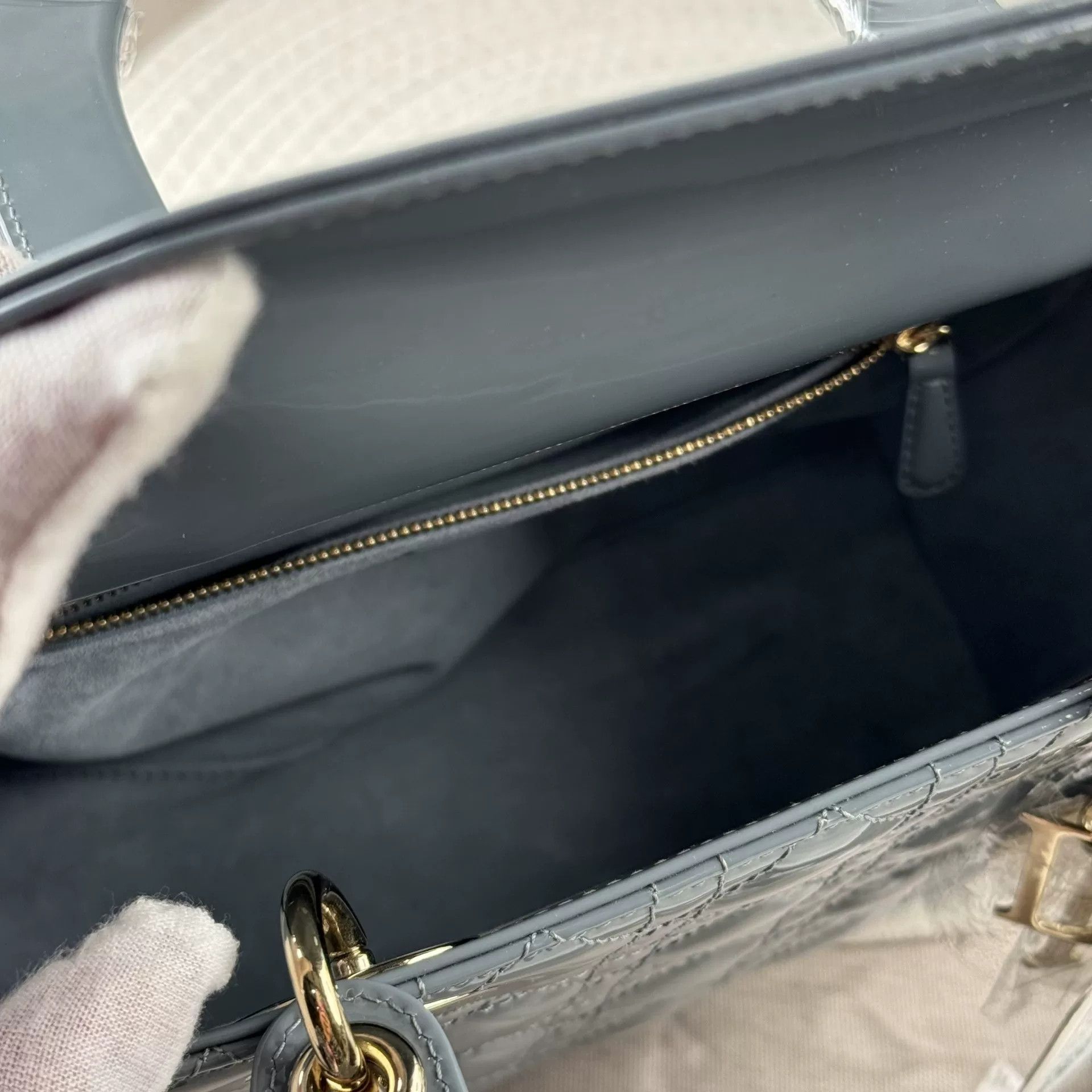 Dior Pre-loved Bag Very good condition Size ONE SIZE - 5 Thumbnail