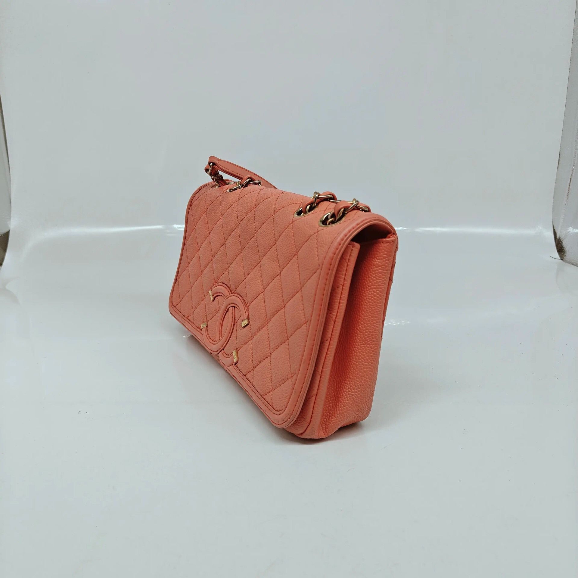 Chanel Pre-loved Bag Very good condition Size ONE SIZE - 2 Thumbnail