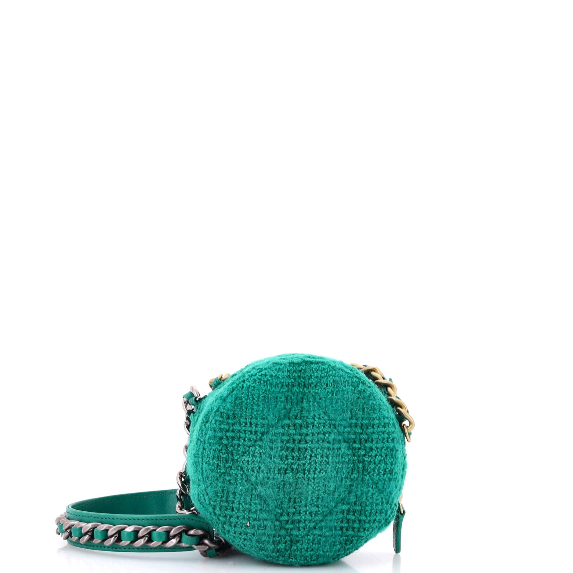 Chanel 19 Round Clutch with Chain and Coin Purse Size ONE SIZE - 4 Thumbnail