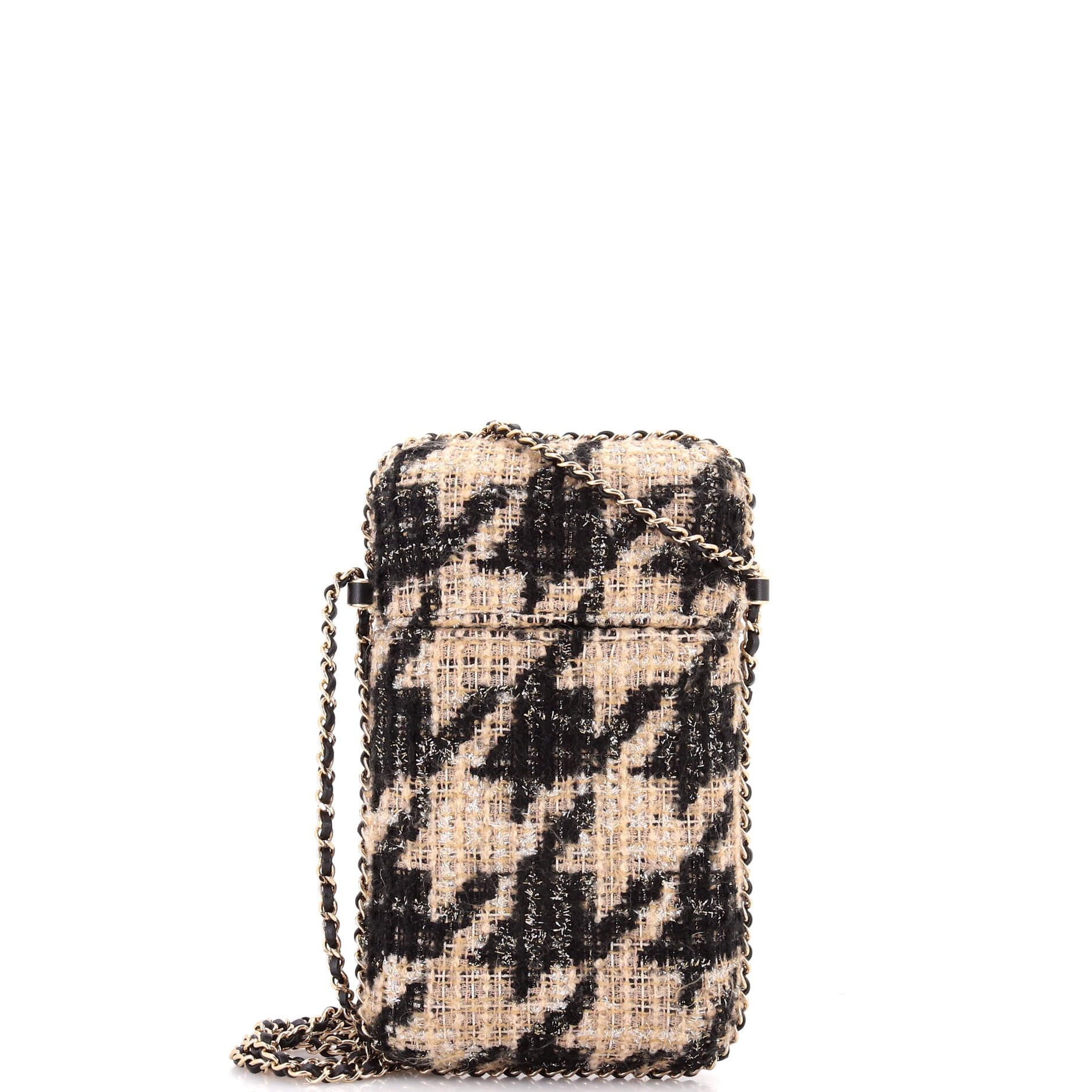 Chanel Chain Around Phone Holder Crossbody Bag Size ONE SIZE - 3 Thumbnail