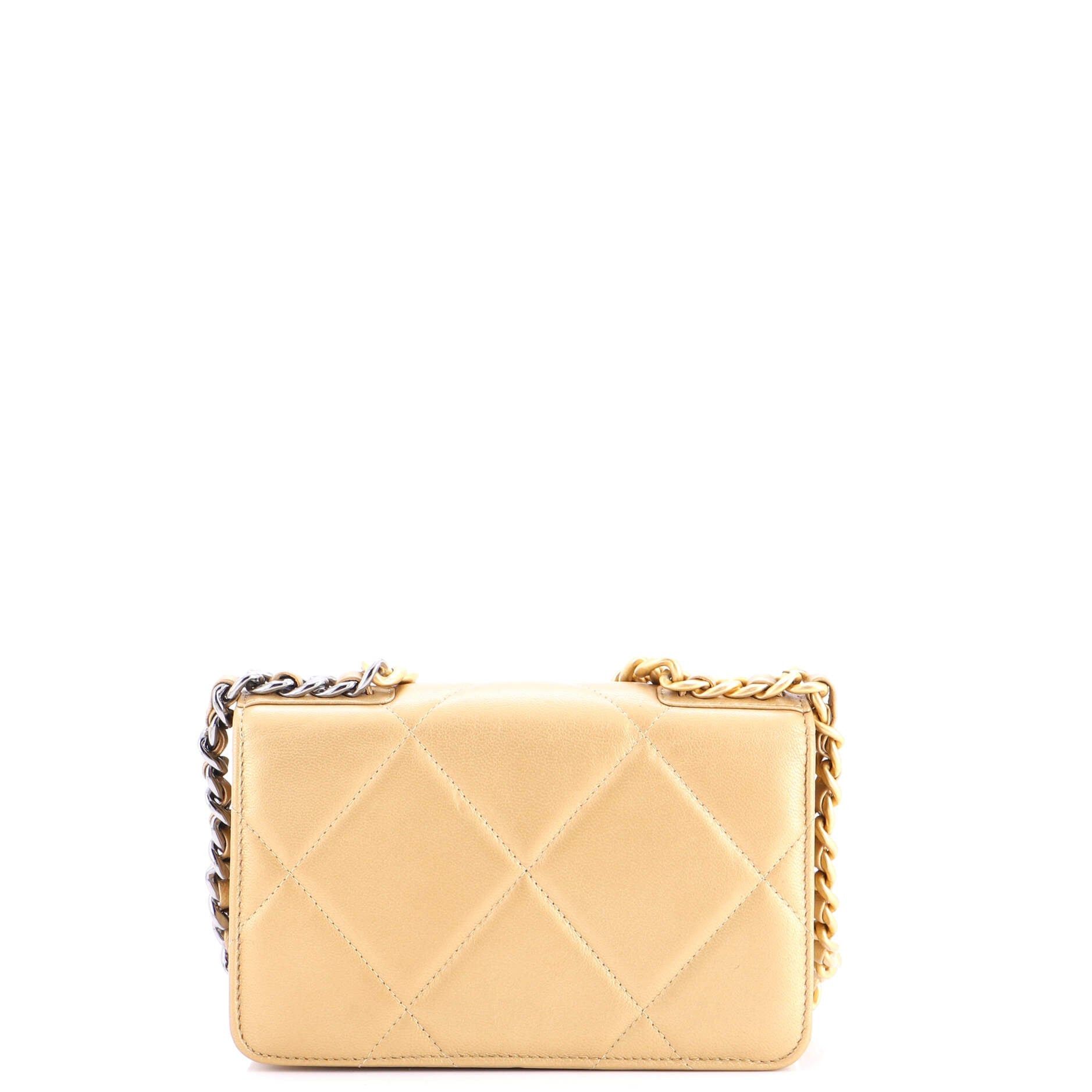 Chanel 19 Wallet on Chain Size ONE SIZE - 3 Thumbnail