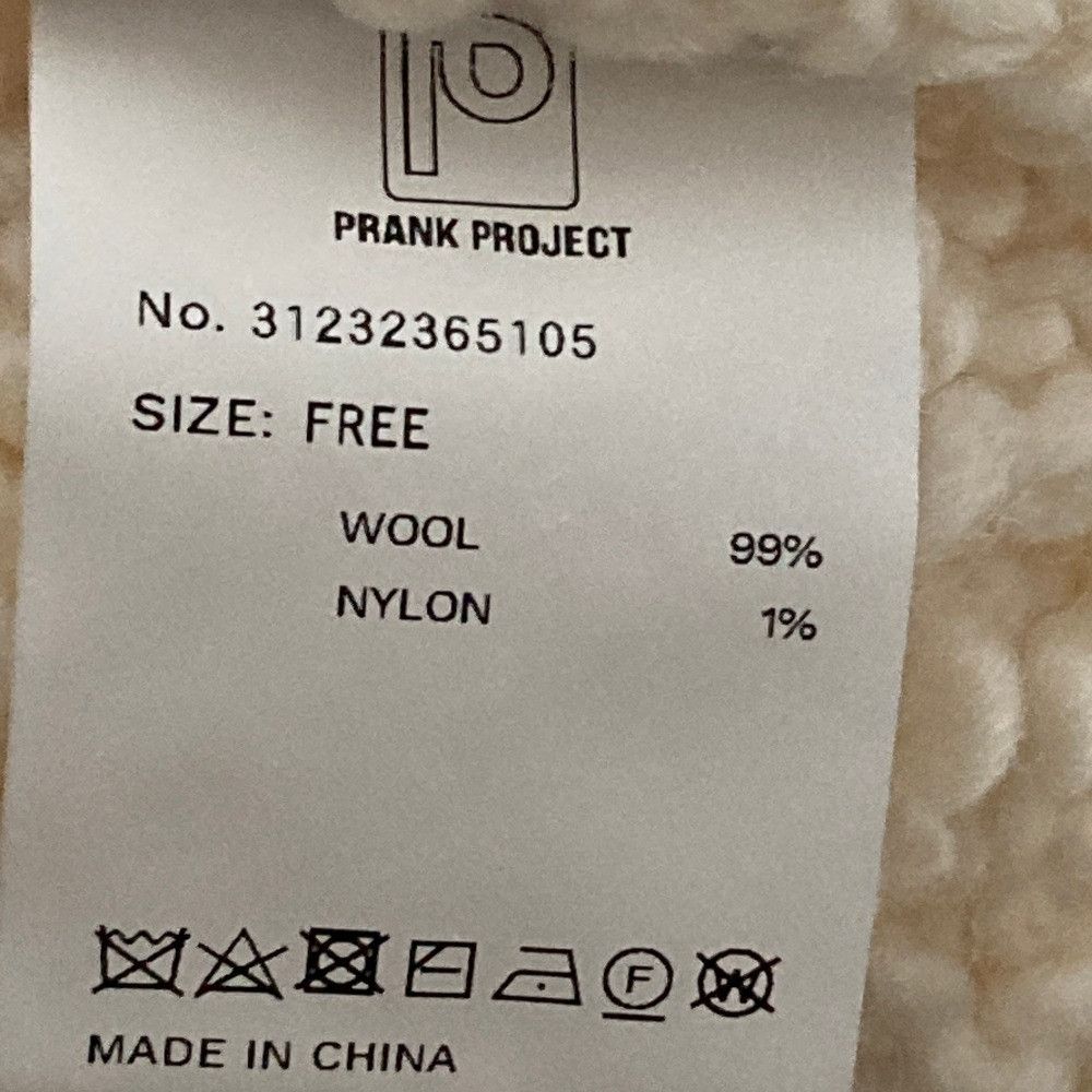 Other Other PRANK PROJECT V-neck Slab Short Knit Textile Tops DUTY FREE for USA Size ONE SIZE - 8 Thumbnail