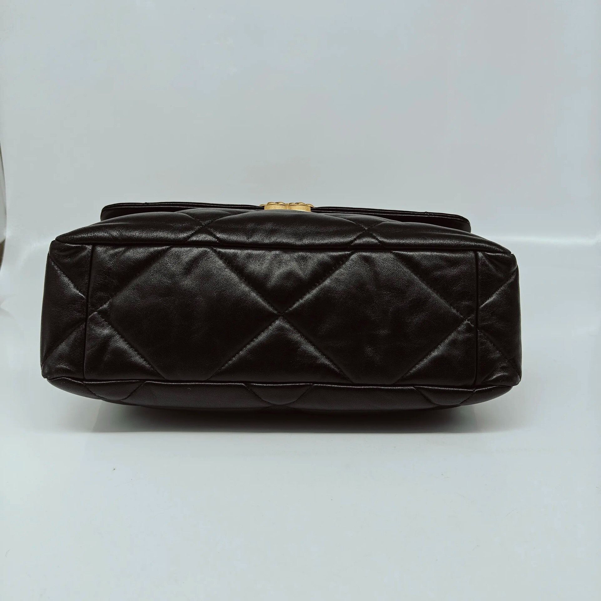Chanel Pre-loved Bag Very good condition Size ONE SIZE - 5 Thumbnail