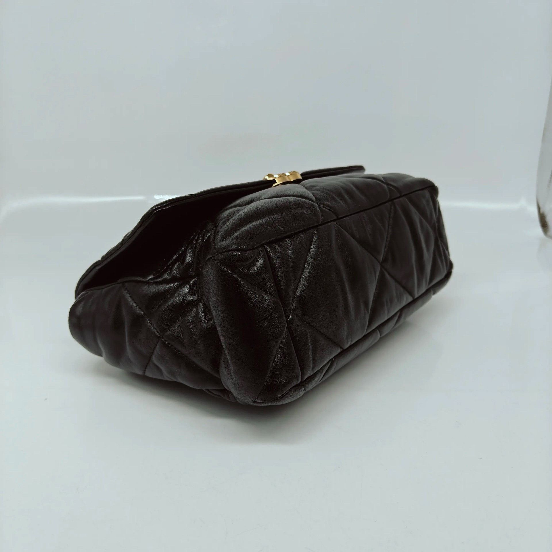 Chanel Pre-loved Bag Very good condition Size ONE SIZE - 4 Thumbnail
