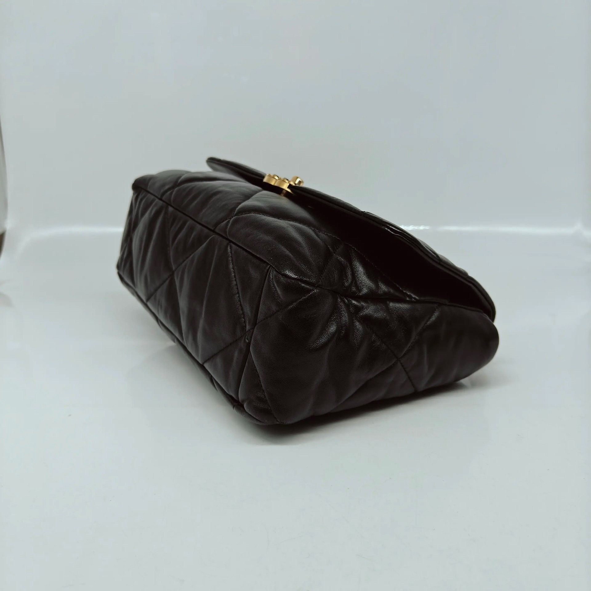 Chanel Pre-loved Bag Very good condition Size ONE SIZE - 6 Thumbnail