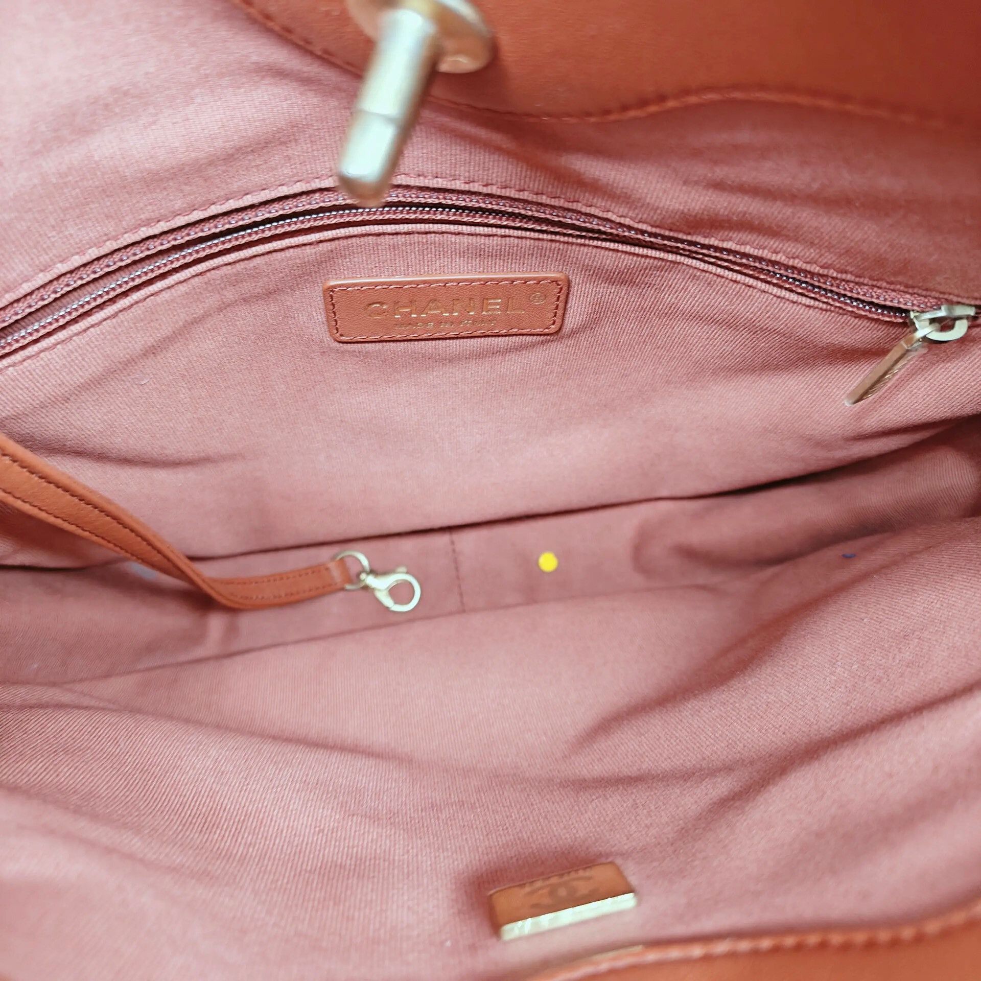 Chanel Pre-loved Bag Very good condition Size ONE SIZE - 9 Thumbnail