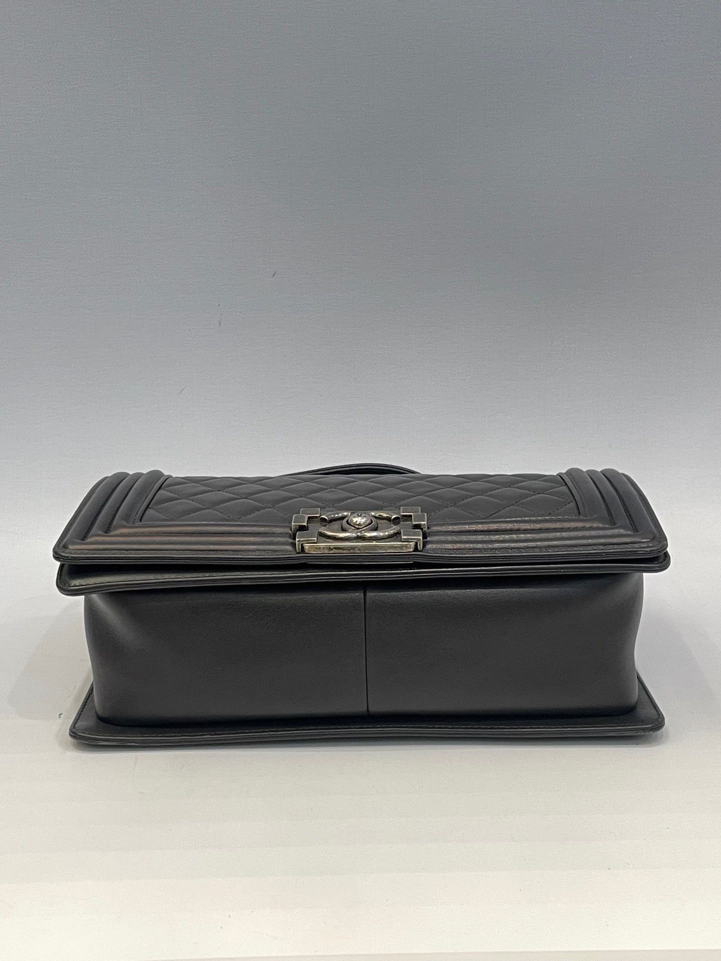 Chanel Pre-loved Bag Very good condition Size ONE SIZE - 6 Thumbnail