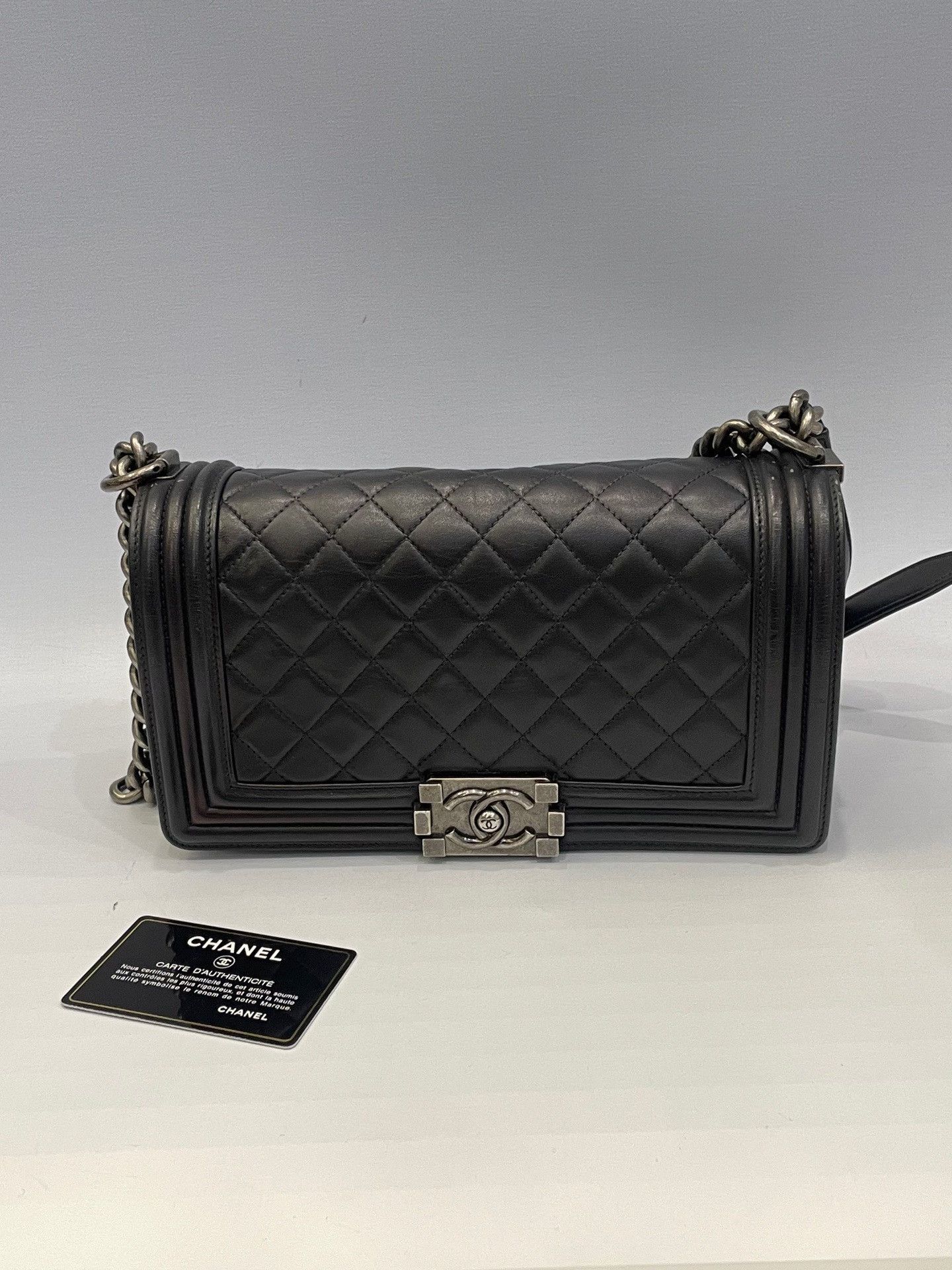 Chanel Pre-loved Bag Very good condition Size ONE SIZE - 2 Thumbnail