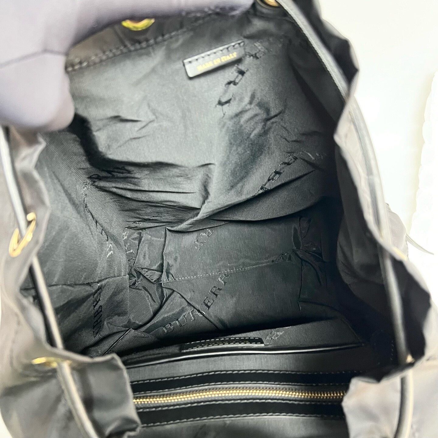 Burberry Pre-loved Bag Very good condition Size ONE SIZE - 9 Thumbnail