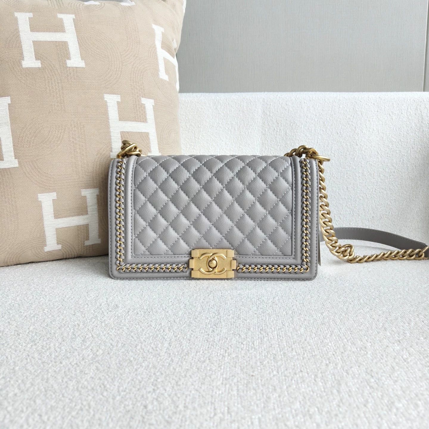 Chanel Pre-loved Bag Very good condition Size ONE SIZE - 2 Thumbnail