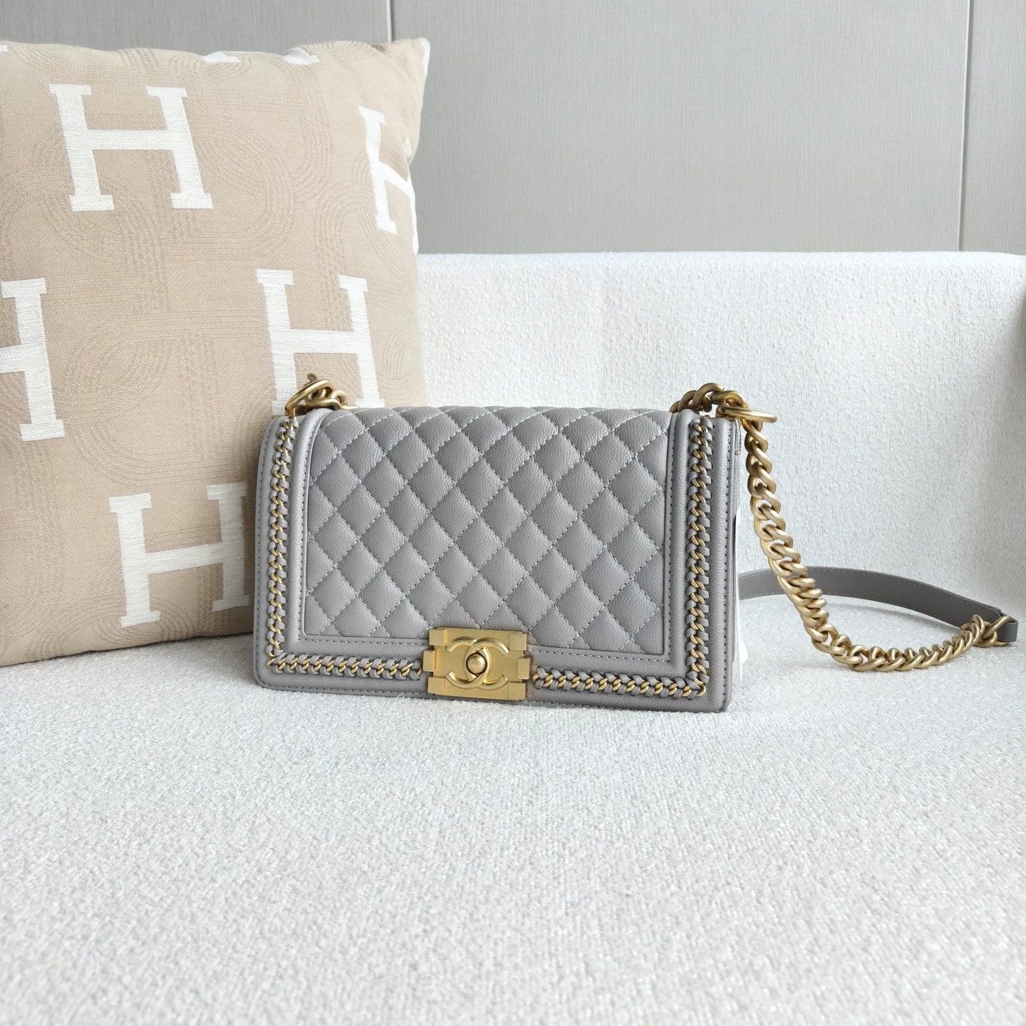 Chanel Pre-loved Bag Very good condition Size ONE SIZE - 4 Thumbnail