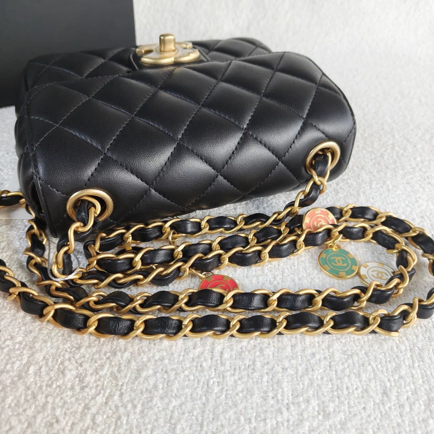 Chanel Pre-loved Bag Very good condition Size ONE SIZE - 7 Thumbnail