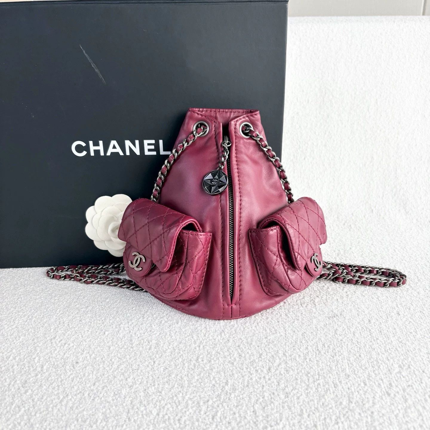 Chanel Pre-loved Bag Very good condition Size ONE SIZE - 2 Thumbnail