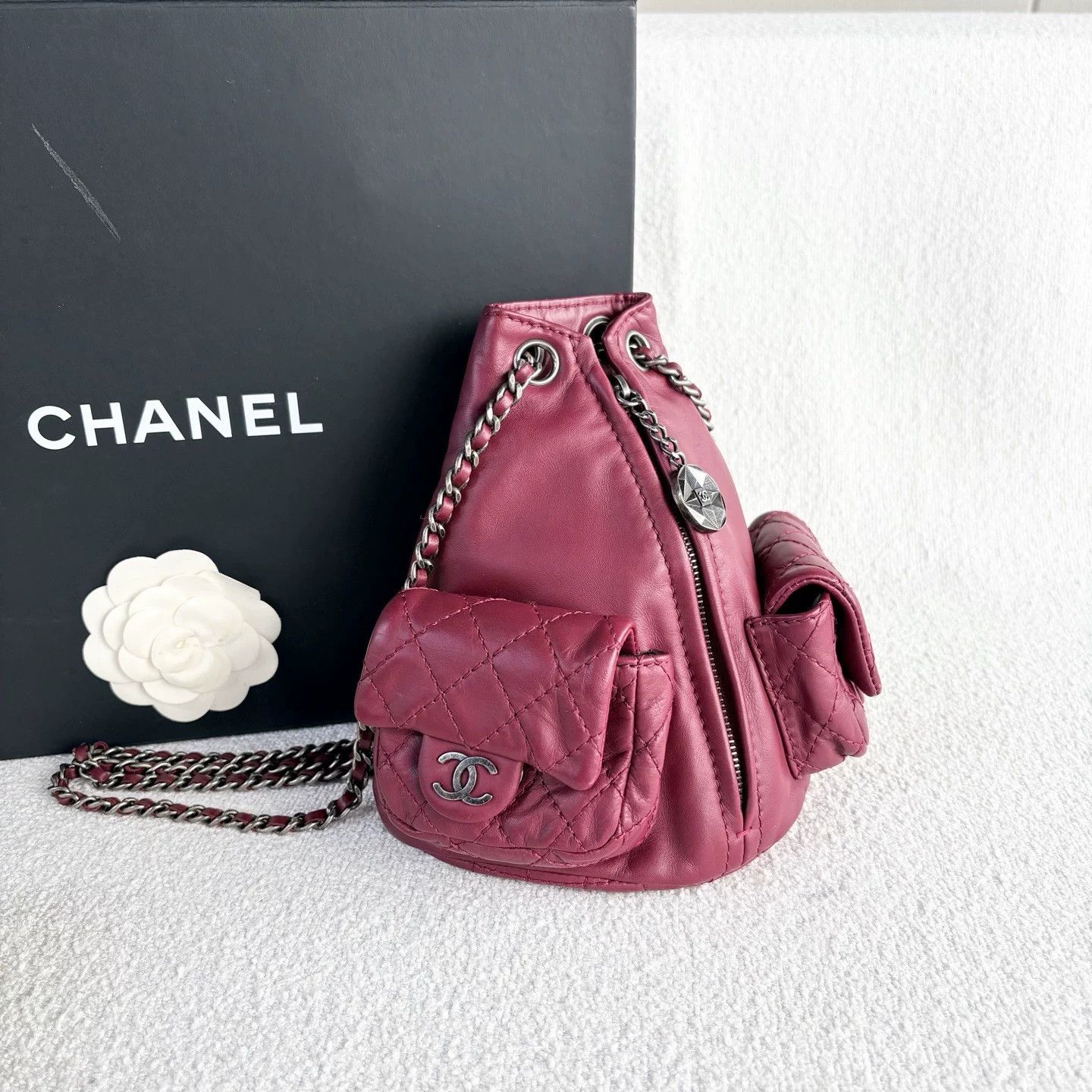 Chanel Pre-loved Bag Very good condition Size ONE SIZE - 4 Thumbnail