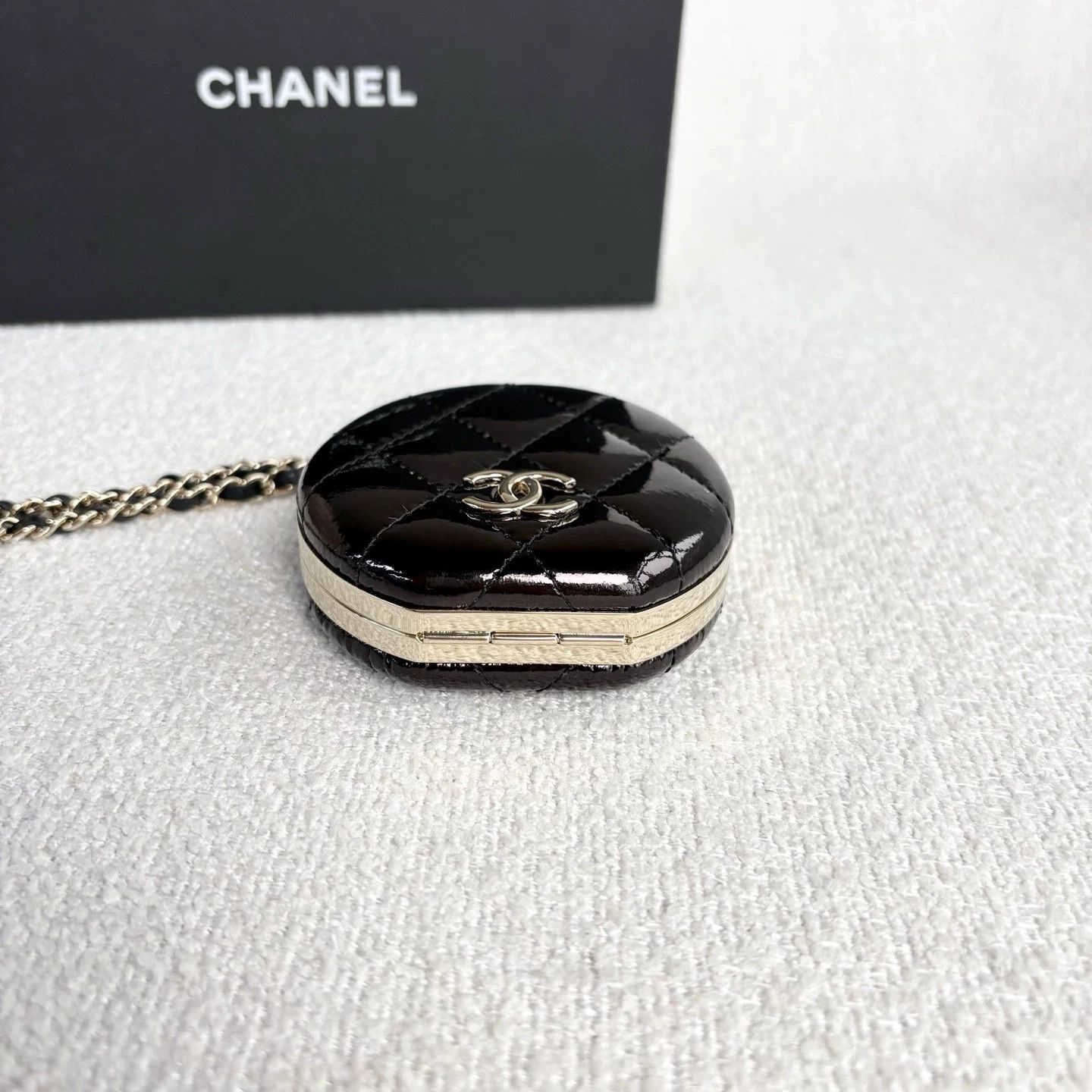 Chanel Pre-loved Bag Very good condition Size ONE SIZE - 7 Thumbnail
