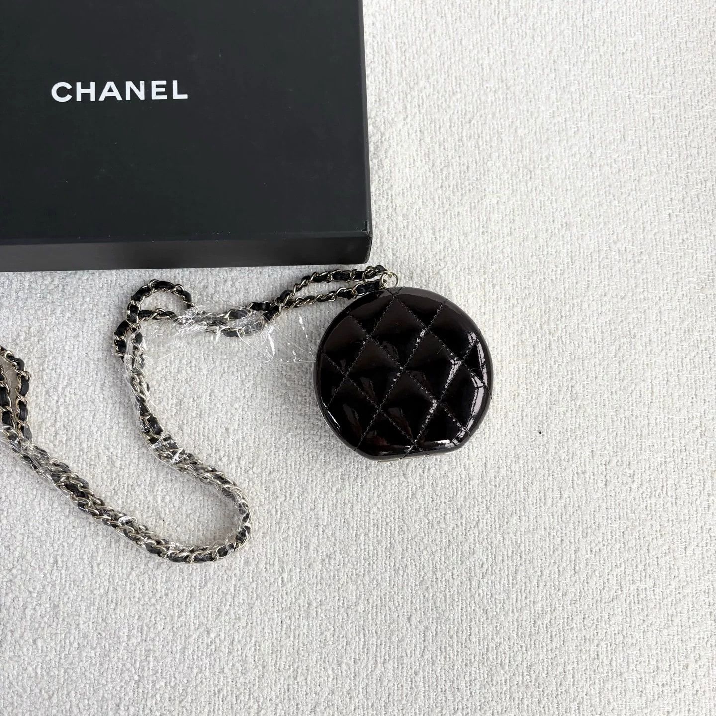 Chanel Pre-loved Bag Very good condition Size ONE SIZE - 3 Thumbnail