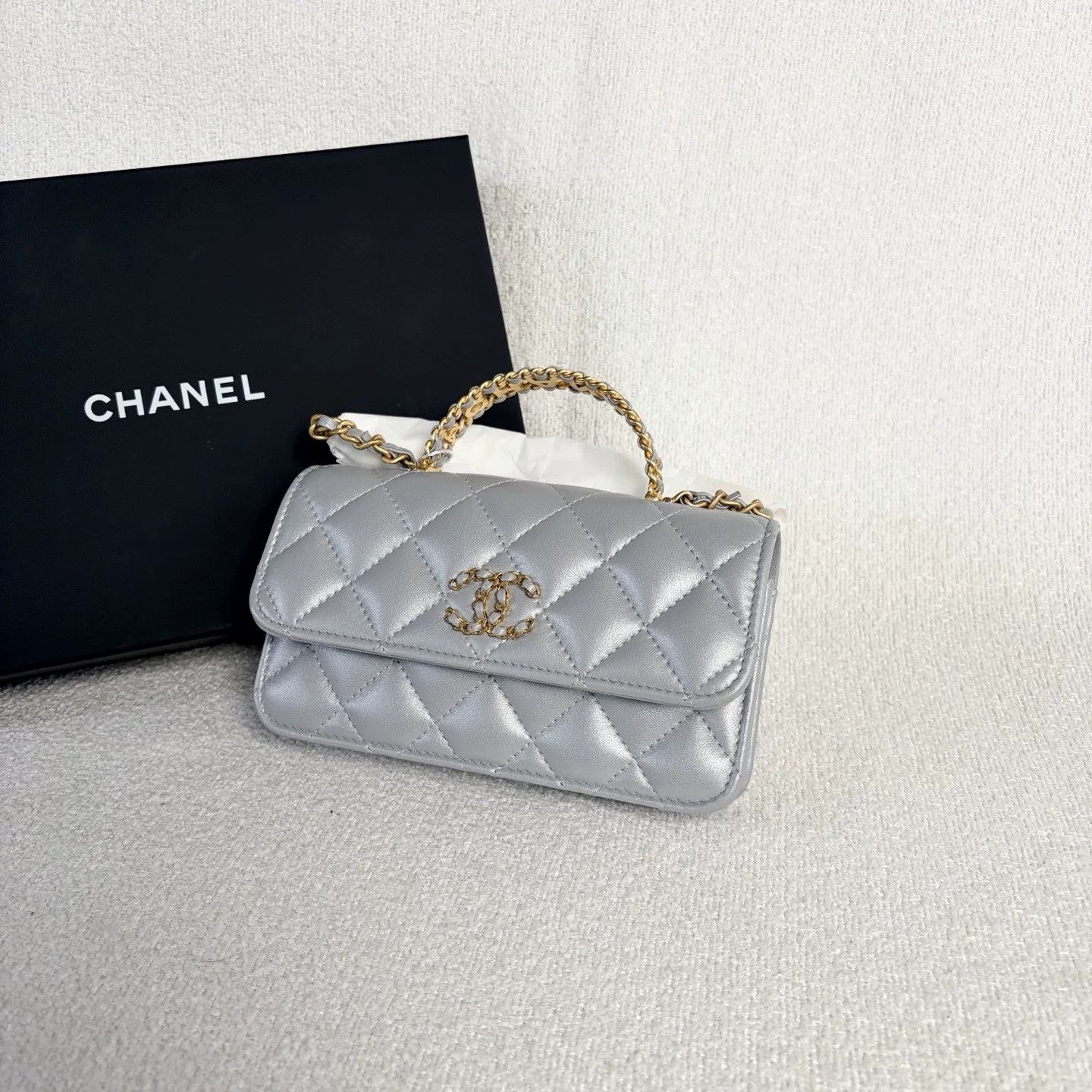 Chanel Pre-loved Bag Very good condition Size ONE SIZE - 4 Thumbnail
