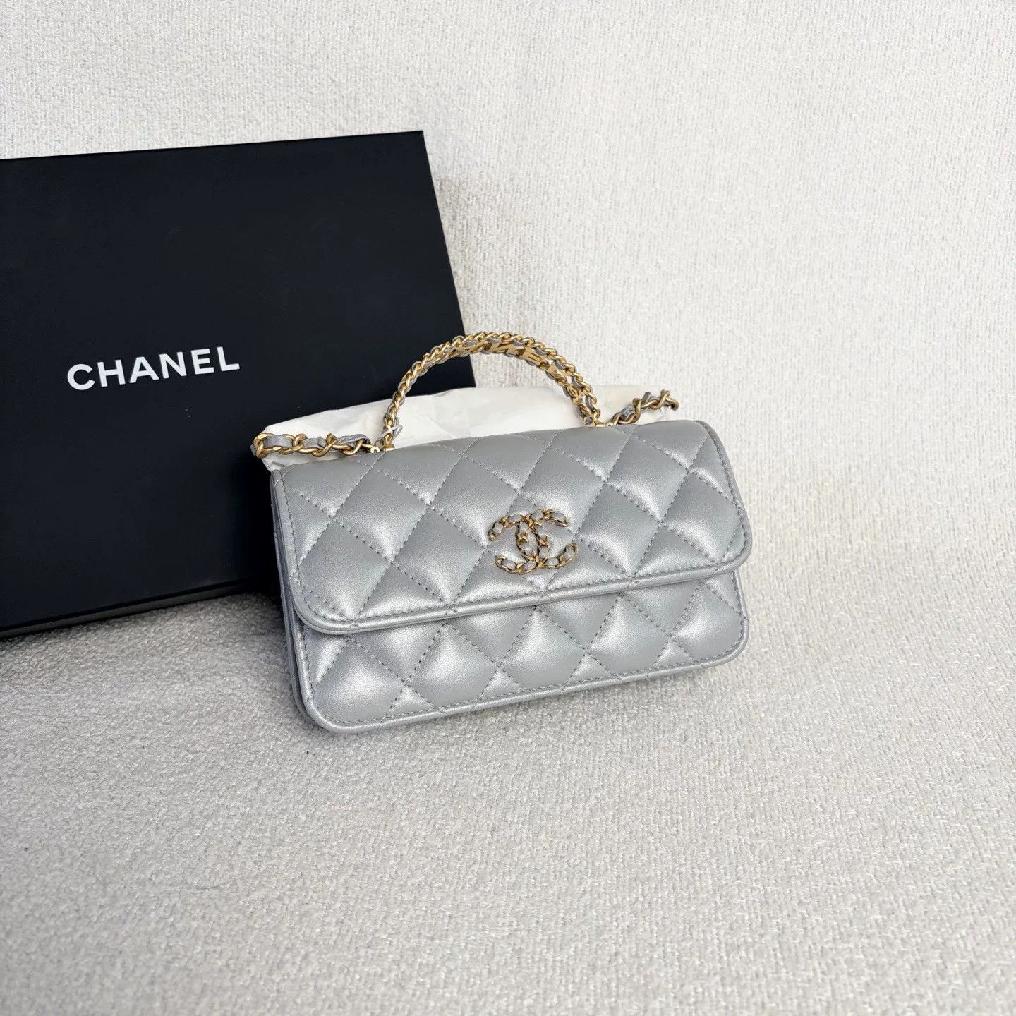 Chanel Pre-loved Bag Very good condition Size ONE SIZE - 6 Thumbnail