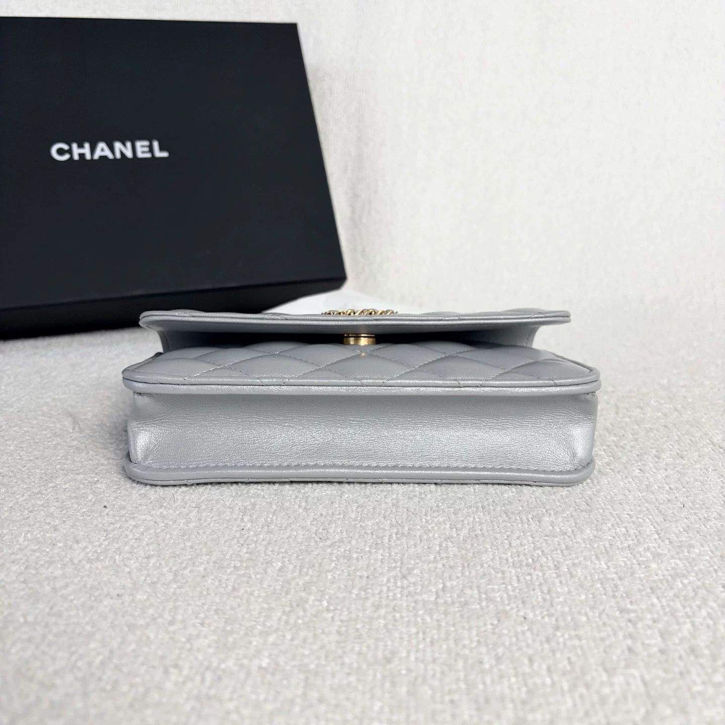Chanel Pre-loved Bag Very good condition Size ONE SIZE - 5 Thumbnail
