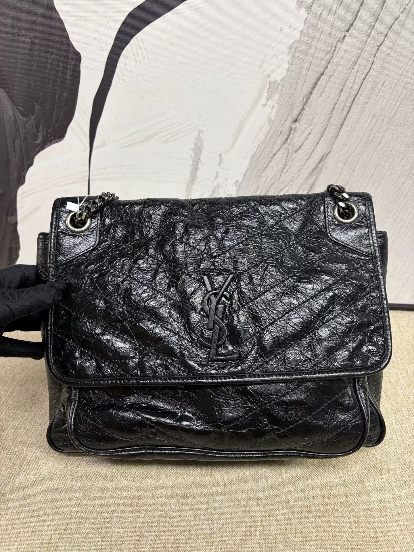 Saint Laurent Paris Pre-loved Bag Very good condition Size ONE SIZE - 4 Thumbnail
