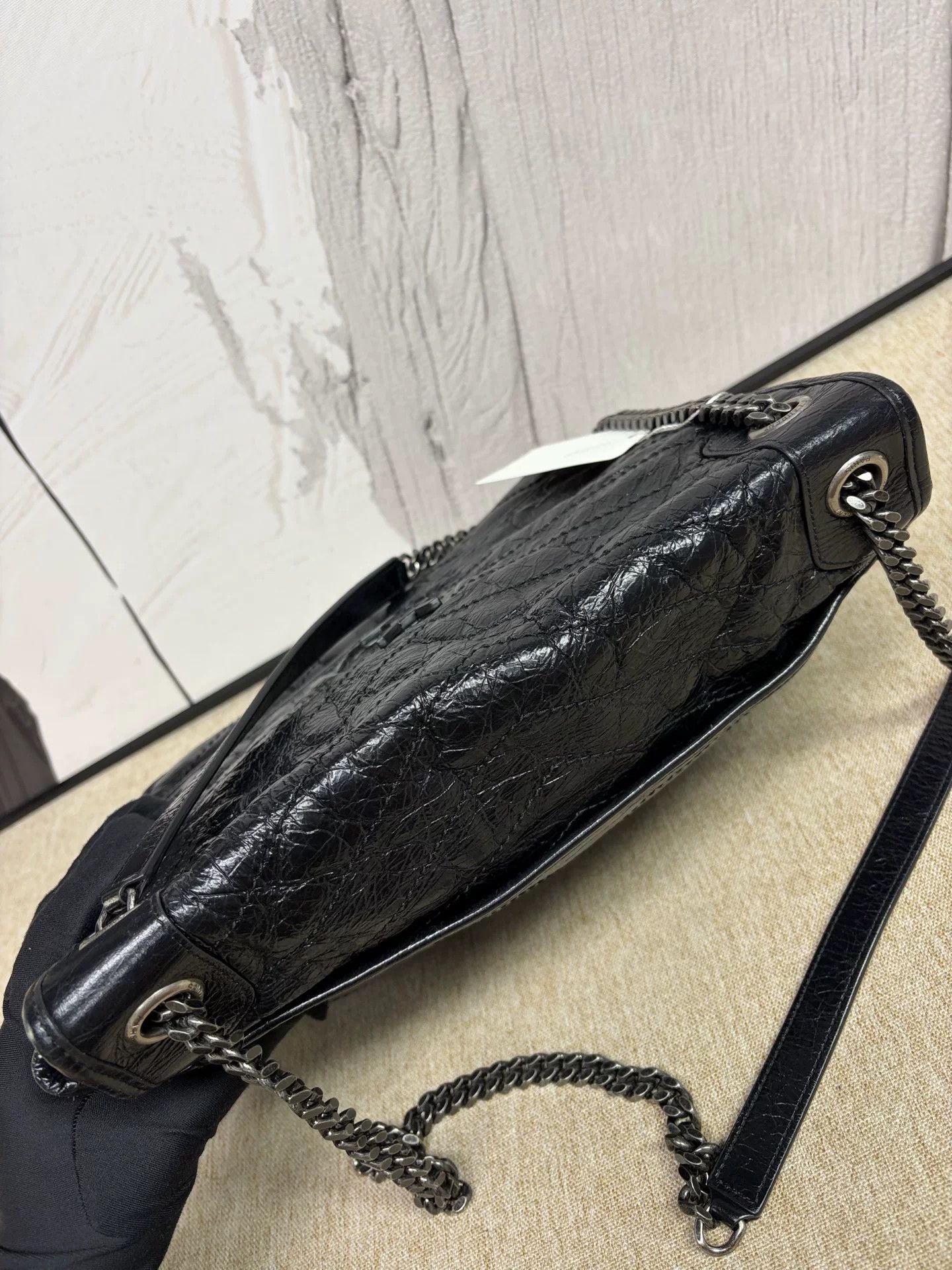 Saint Laurent Paris Pre-loved Bag Very good condition Size ONE SIZE - 8 Thumbnail